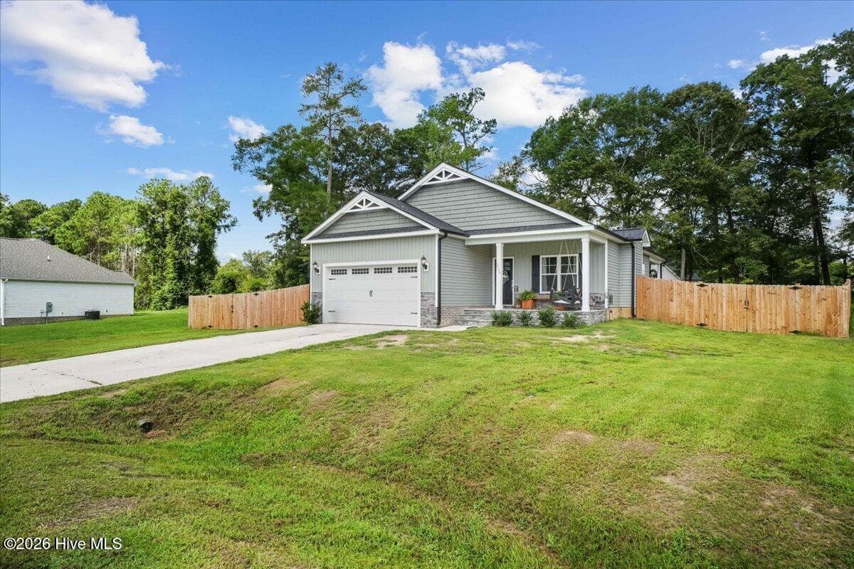 Single Family Residence at 3090 Marion Heights Drive, Kinston, NC 28504, photo 3 of 21