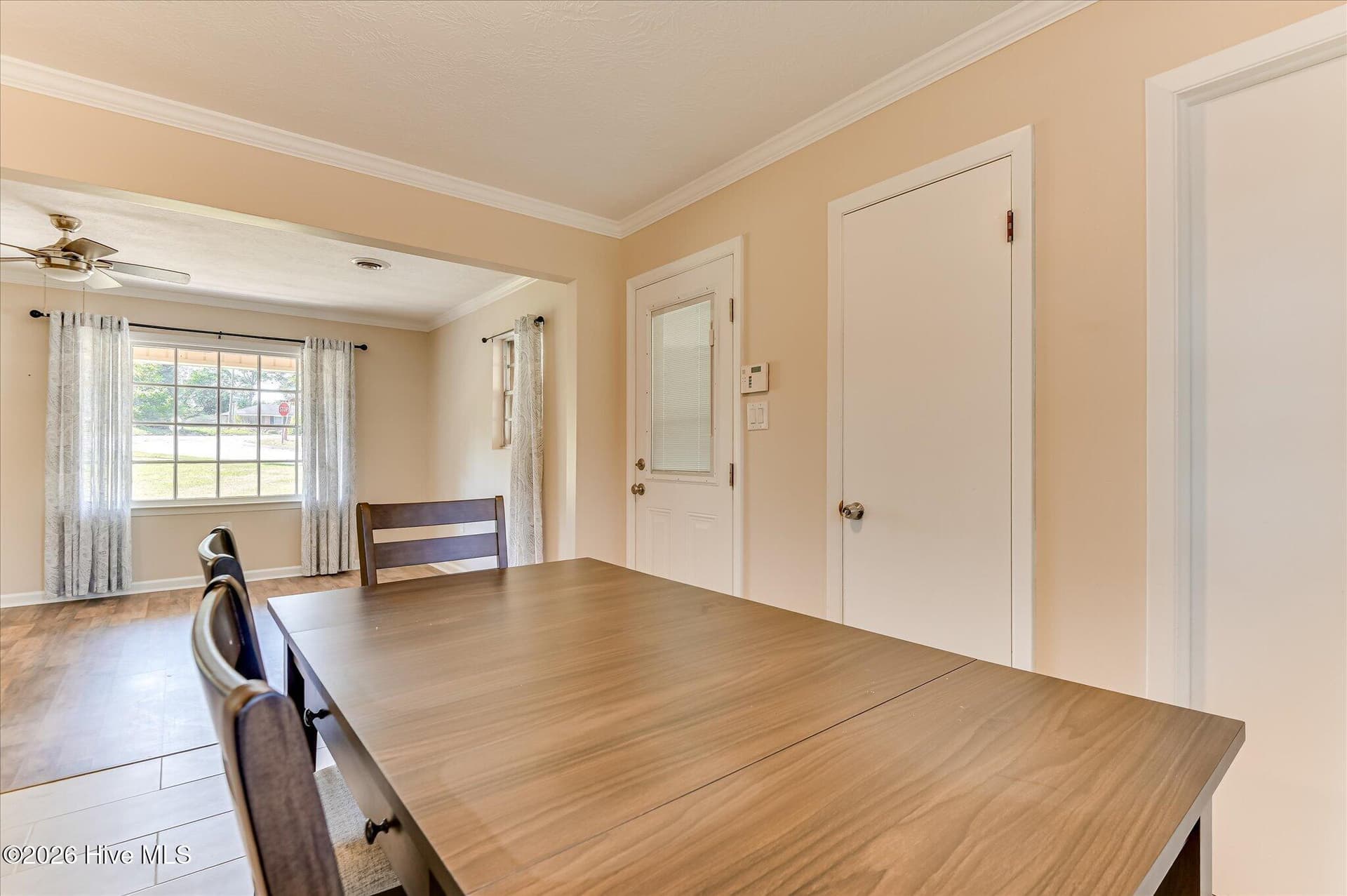 Single Family Residence at 301 Edgewood Drive, North Augusta, SC 29841, photo 10 of 37