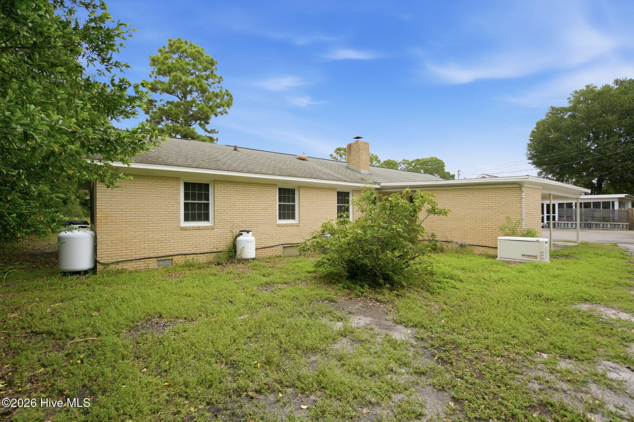 Single Family Residence at 120 Windemere Road, Wilmington, NC 28405, photo 5 of 5
