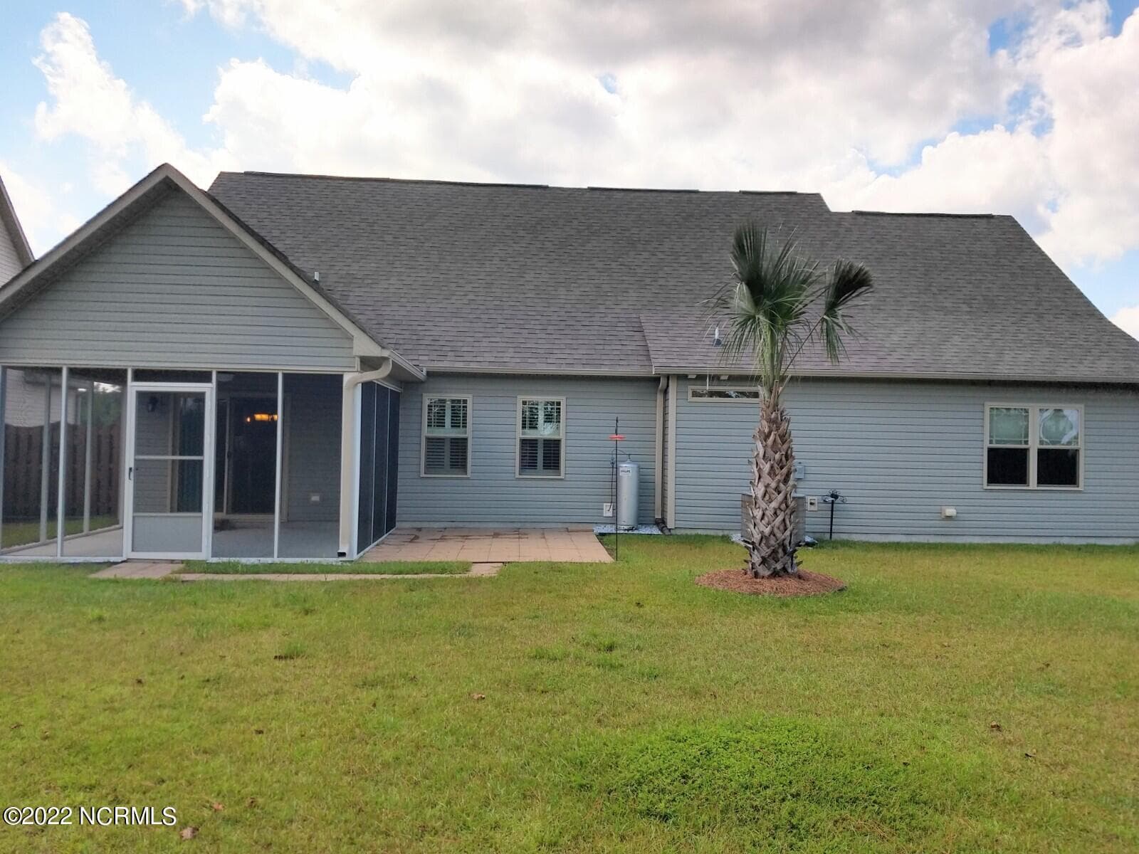 Single Family Residence at 526 Deep Inlet Drive, Sneads Ferry, NC 28460, photo 19 of 24