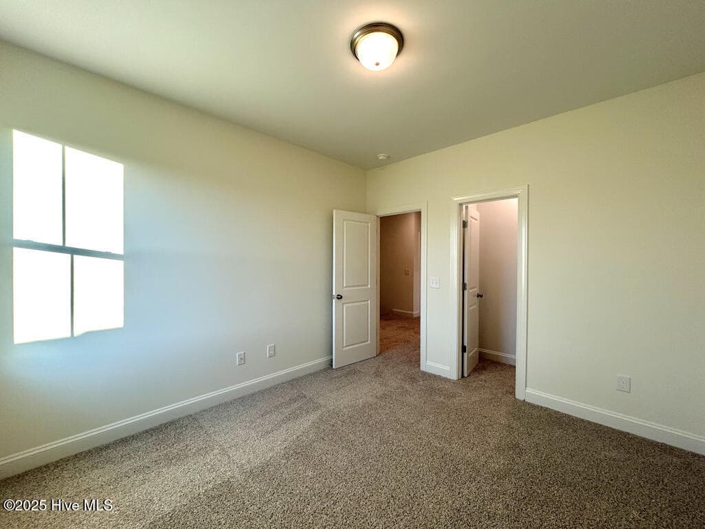 SIMILAR PHOTO - 814 Tupelo Tree Drive, Hubert, NC 28539