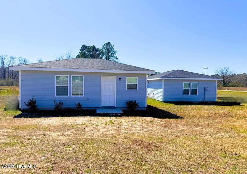231 & 233 Hc Powers Road, Wallace, NC 28466