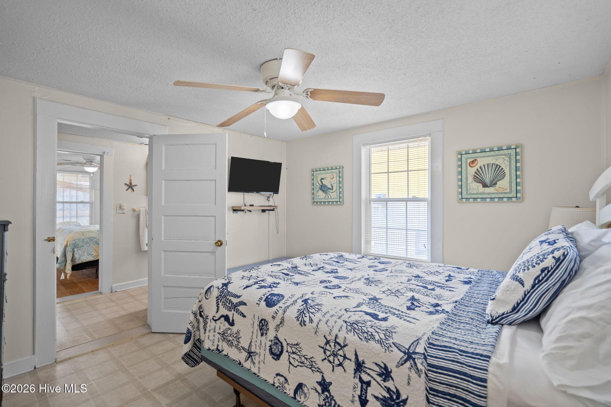 Single Family Residence at 305 Atlanta Avenue, Carolina Beach, NC 28428, photo 32 of 69