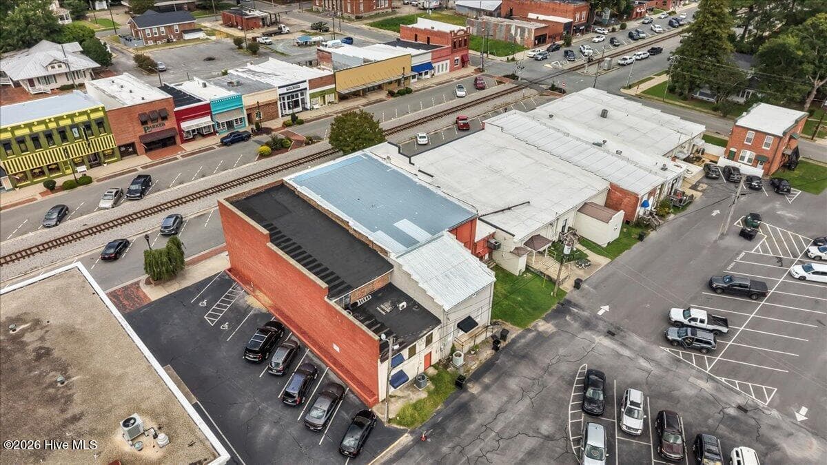 Business at 114 N Center Street, Mount Olive, NC 28365, photo 11 of 39