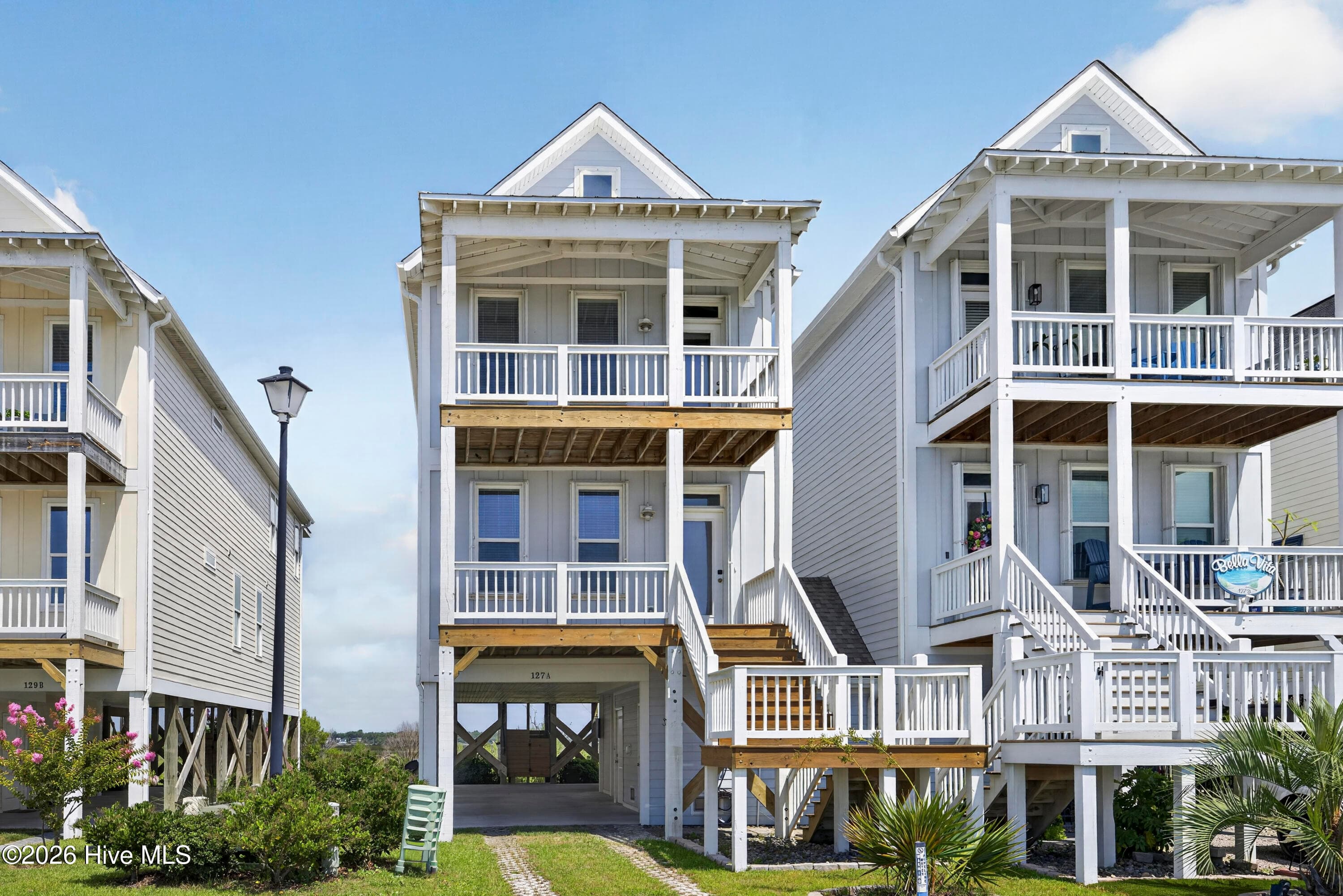 Townhouse at 127 S Boca Bay Lane A, Surf City, NC 28445, photo 5 of 148