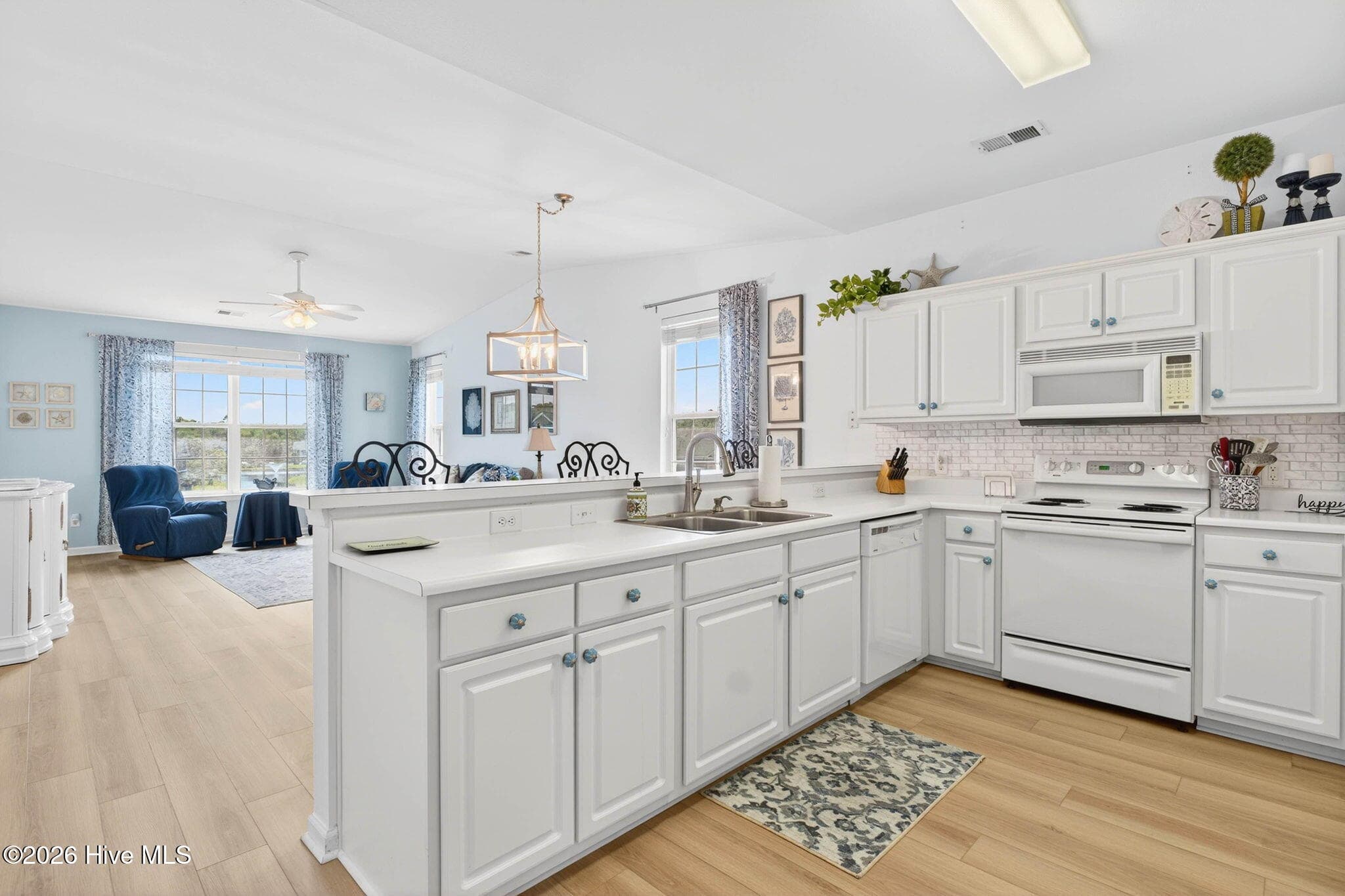 Condominium at 7505 Moorhen Lane SW 54 #F, Sunset Beach, NC 28468, photo 13 of 32