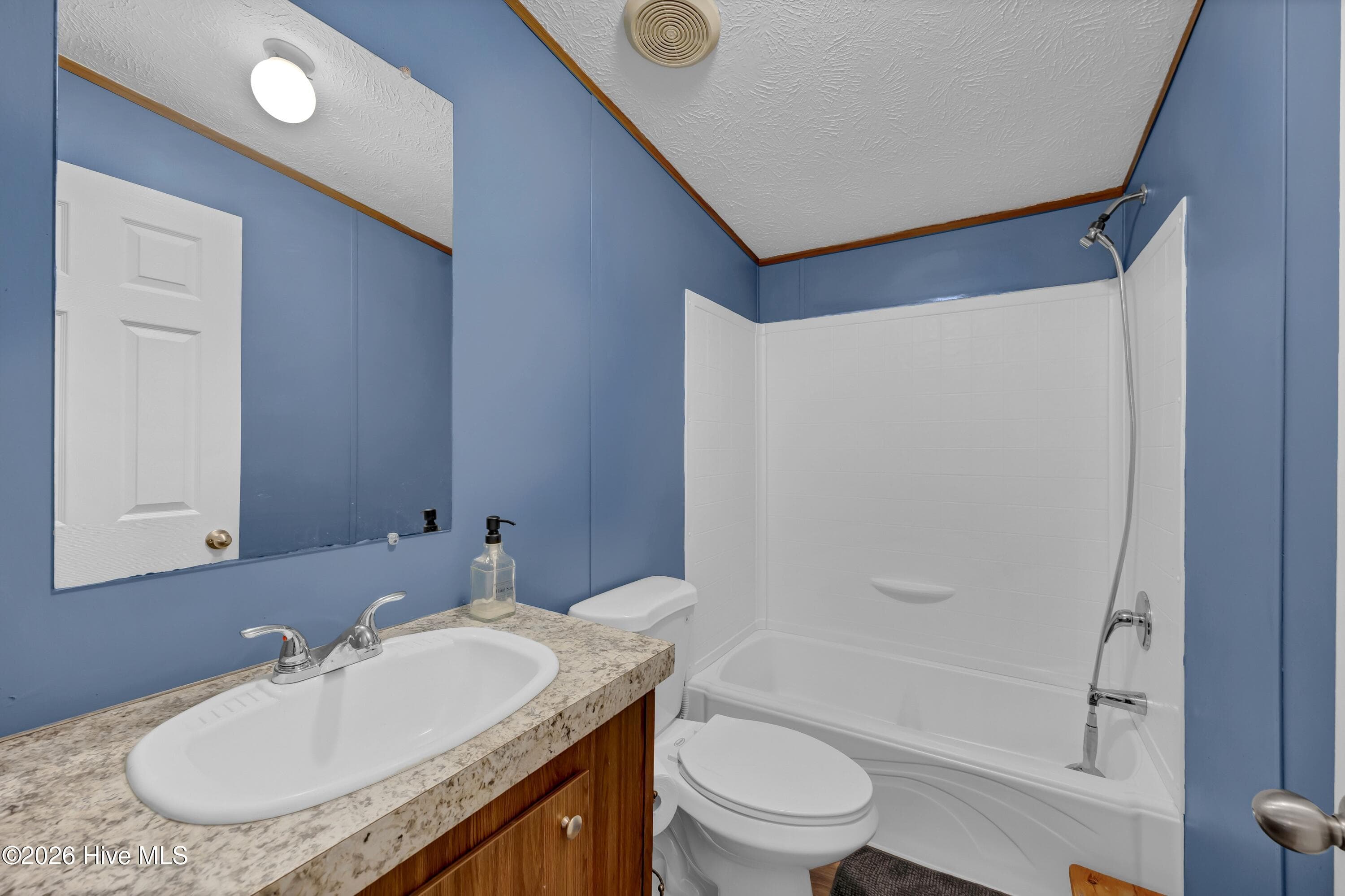 Manufactured Home at 4551 Salem Lane SW, Shallotte, NC 28470, photo 18 of 41