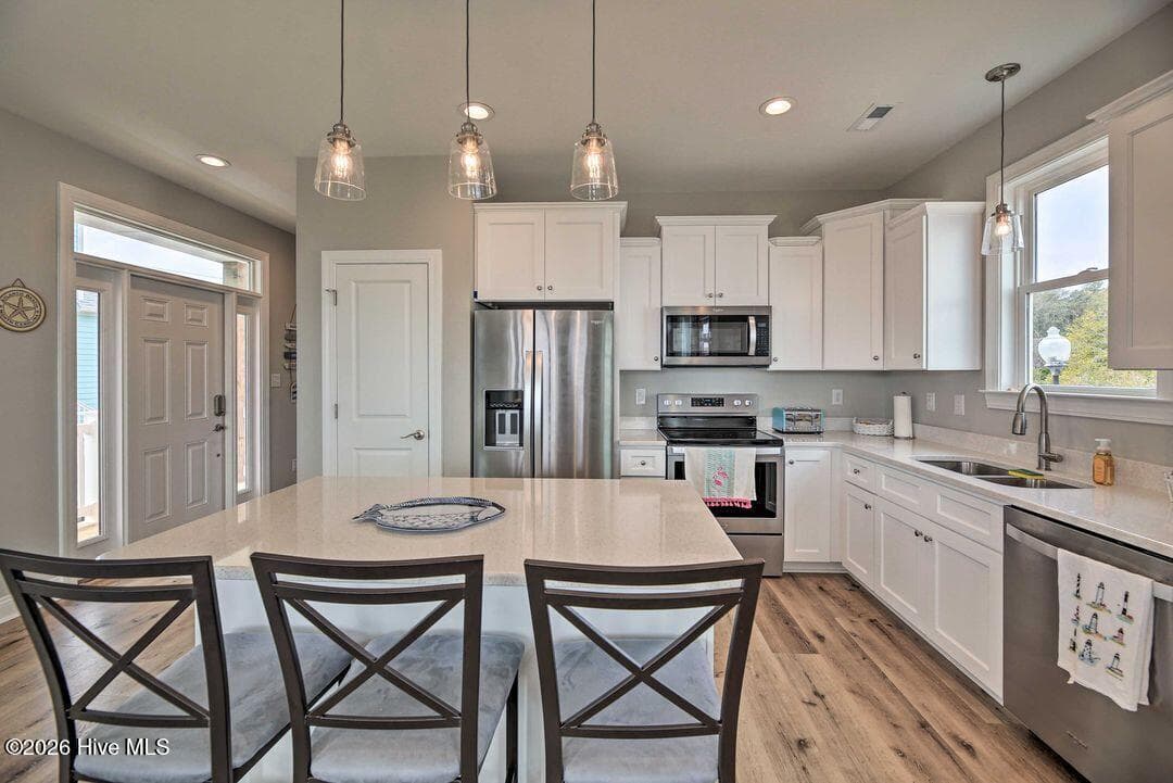 Single Family Residence at 124 Salt Marsh Way, Atlantic Beach, NC 28512, photo 5 of 34