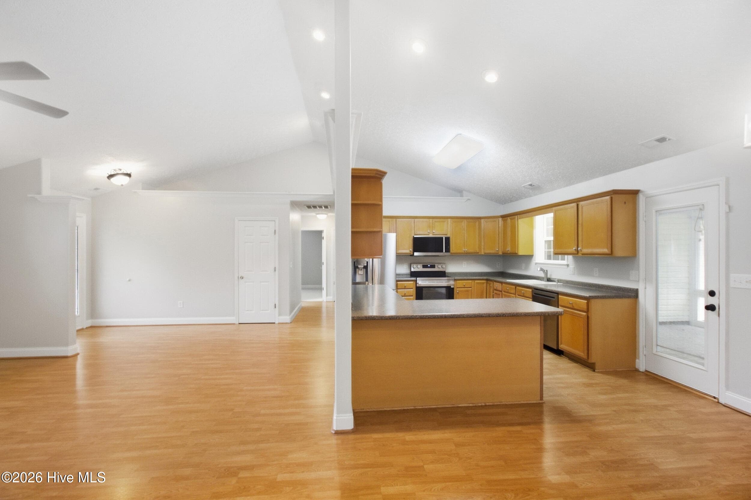 Kitchen - 117 Clearbrook Way, New Bern, NC 28562
