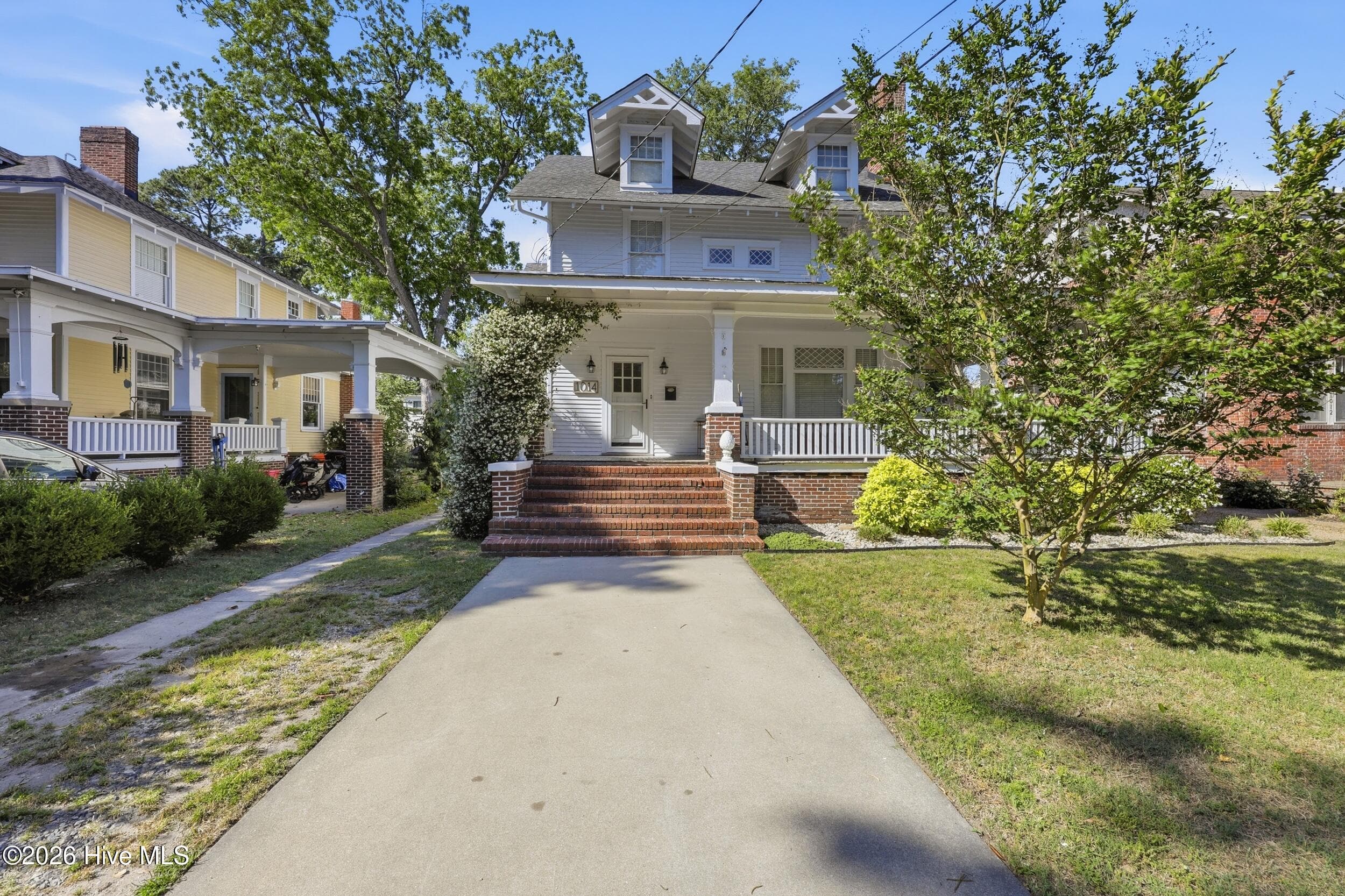 Single Family Residence at 1014 W Main Street, Elizabeth City, NC 27909, photo 7 of 62