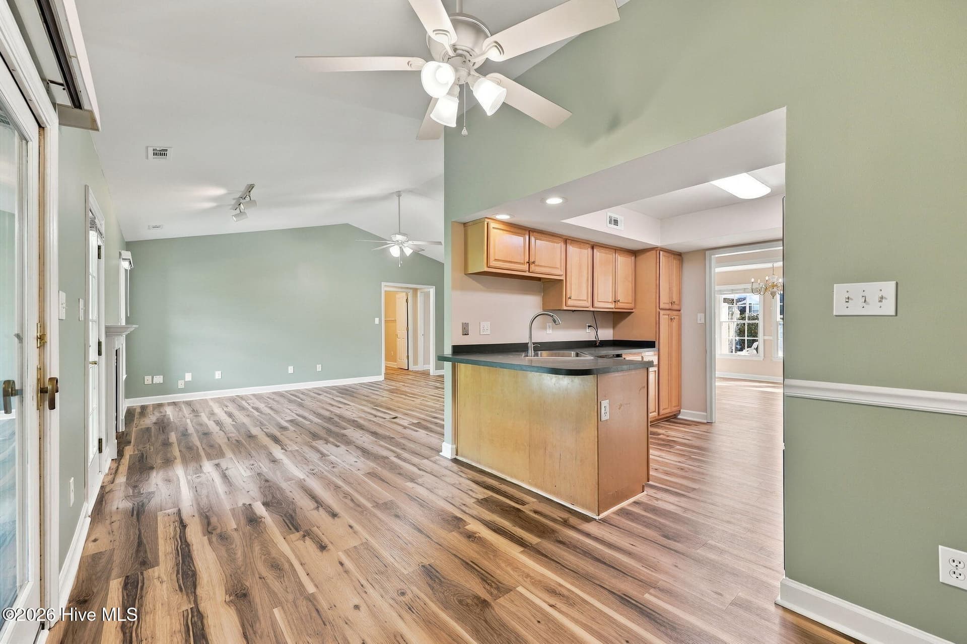 Single Family Residence at 620 Riva Ridge Road, Sneads Ferry, NC 28460, photo 17 of 50
