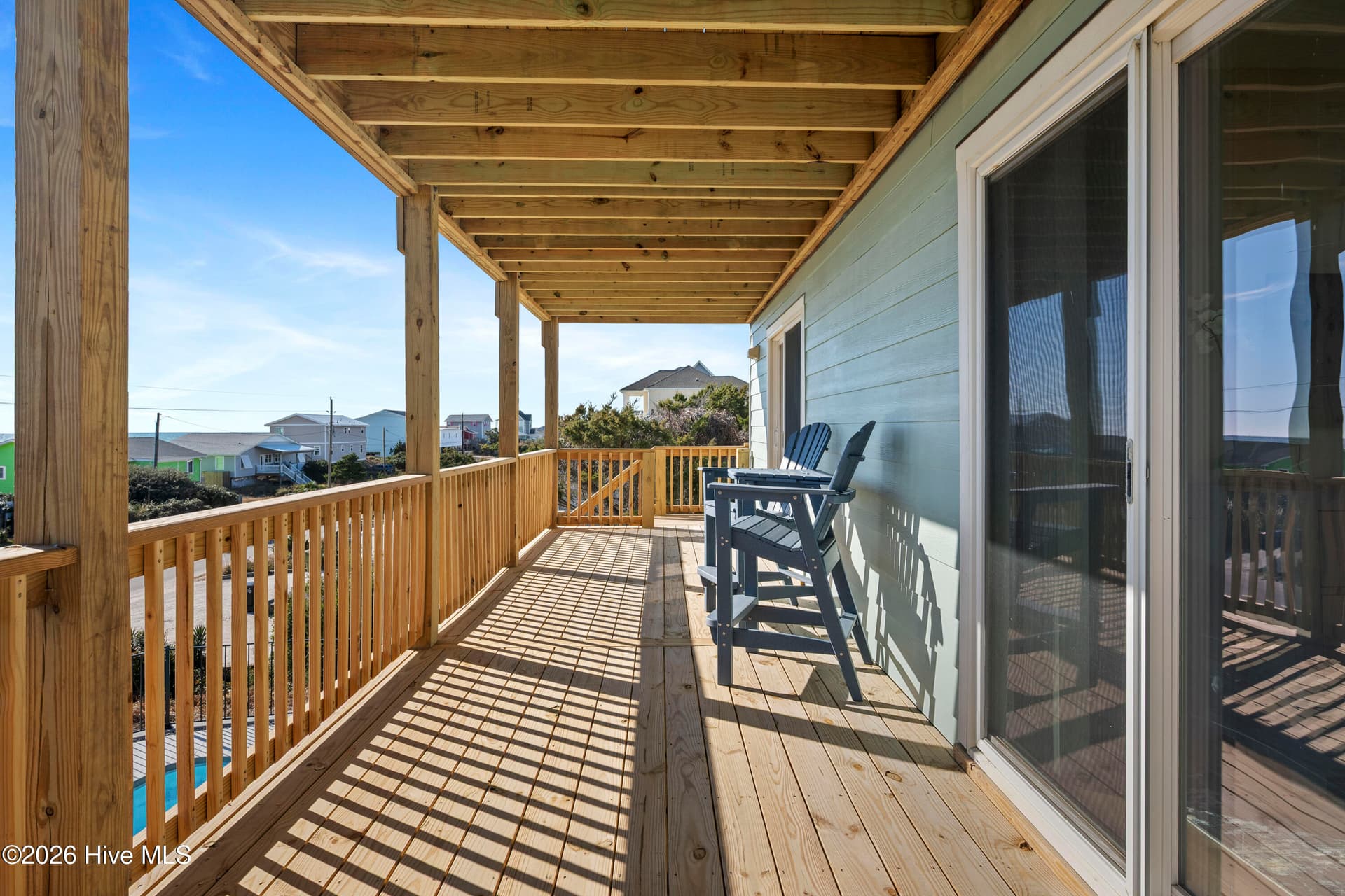 Single Family Residence at 1004 Ocean Drive, Emerald Isle, NC 28594, photo 31 of 48