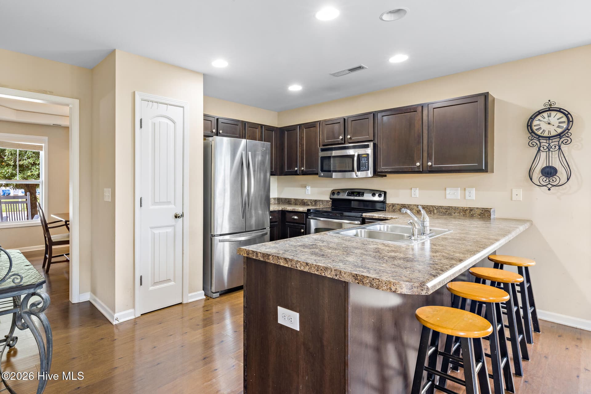 Single Family Residence at 8025 Footpath Road, Leland, NC 28451, photo 47 of 102