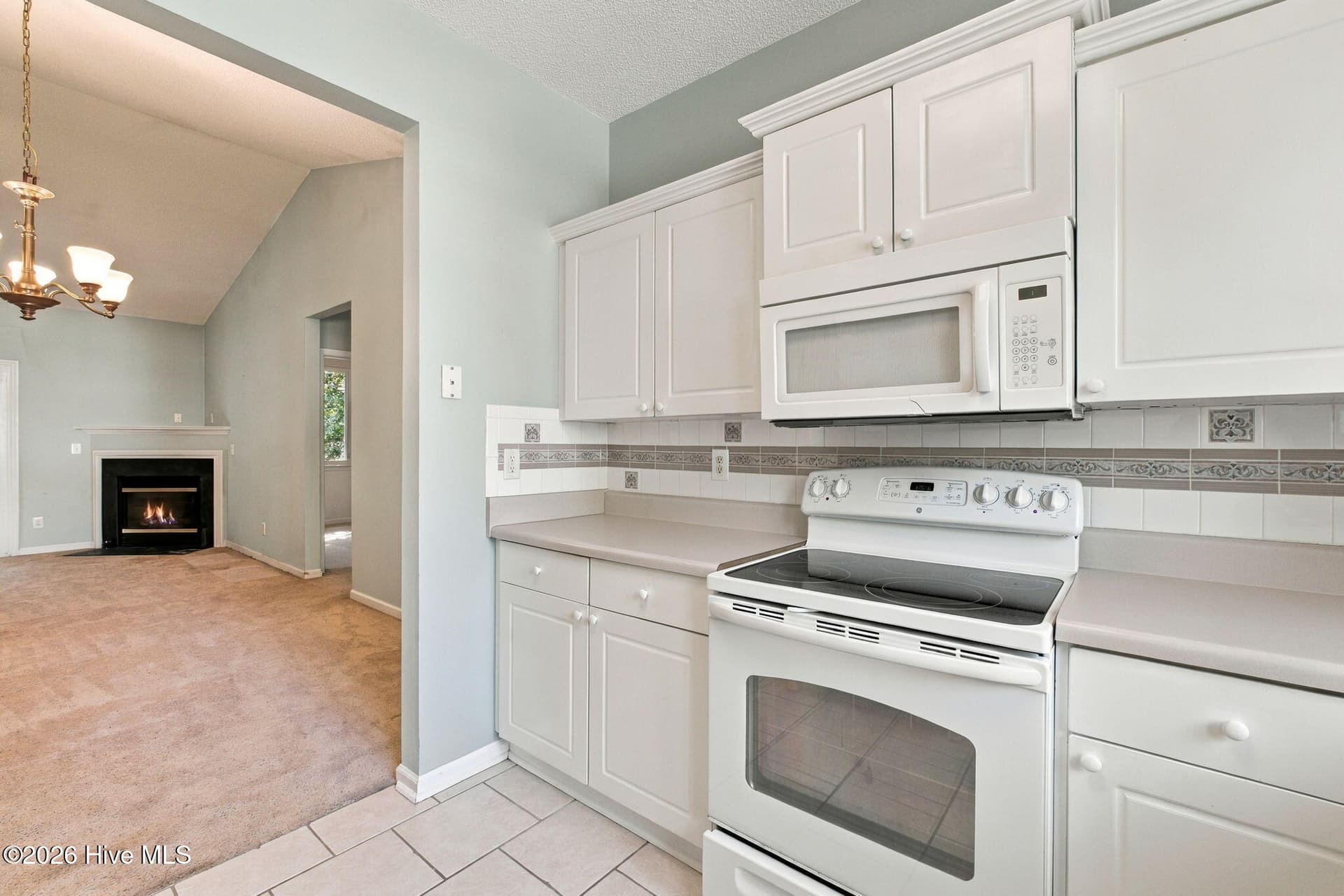 Townhouse at 277 Bonnet Way SE, Southport, NC 28461, photo 14 of 34