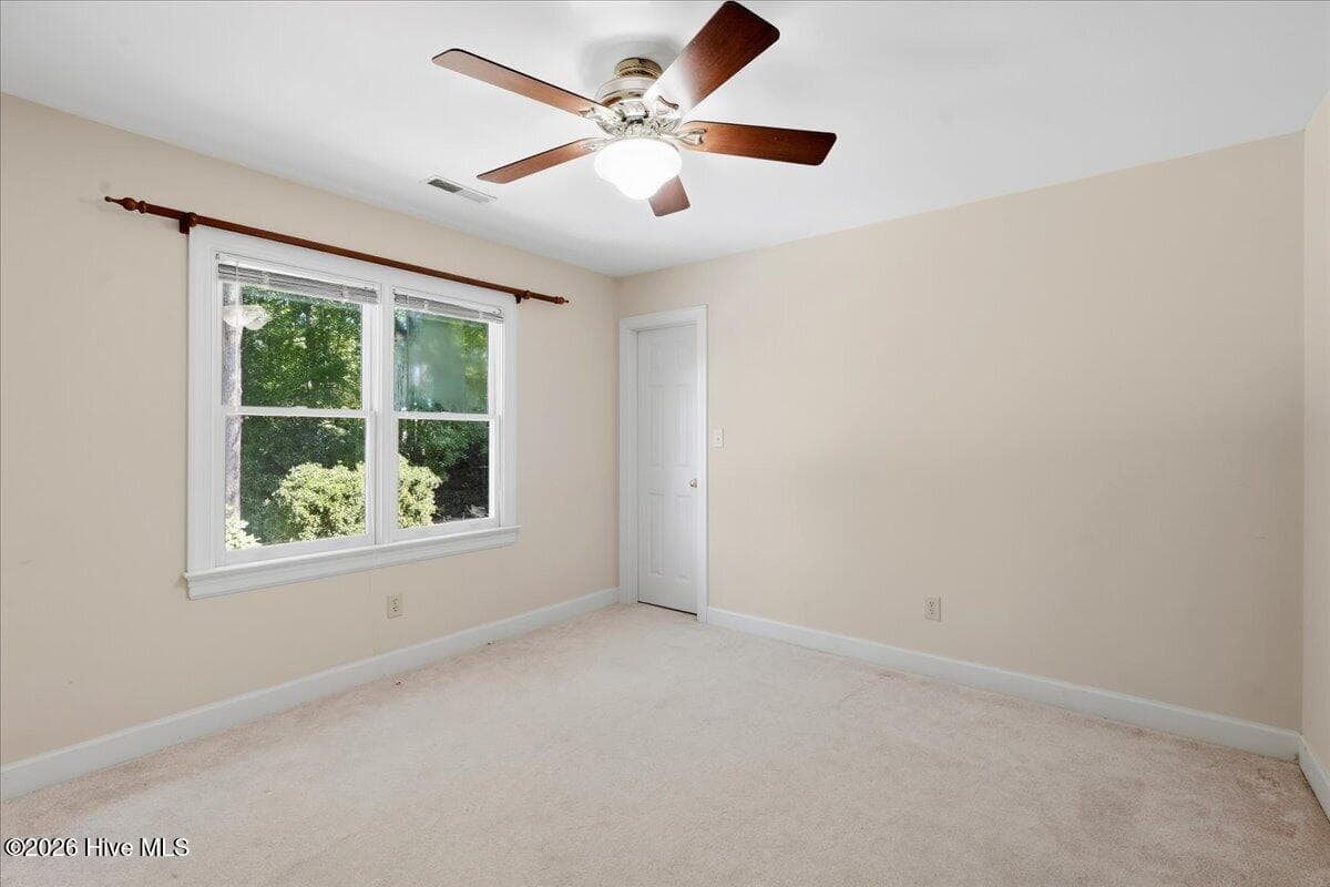 Single Family Residence at 5002 Greenbrier Lane N, Wilson, NC 27896, photo 17 of 45