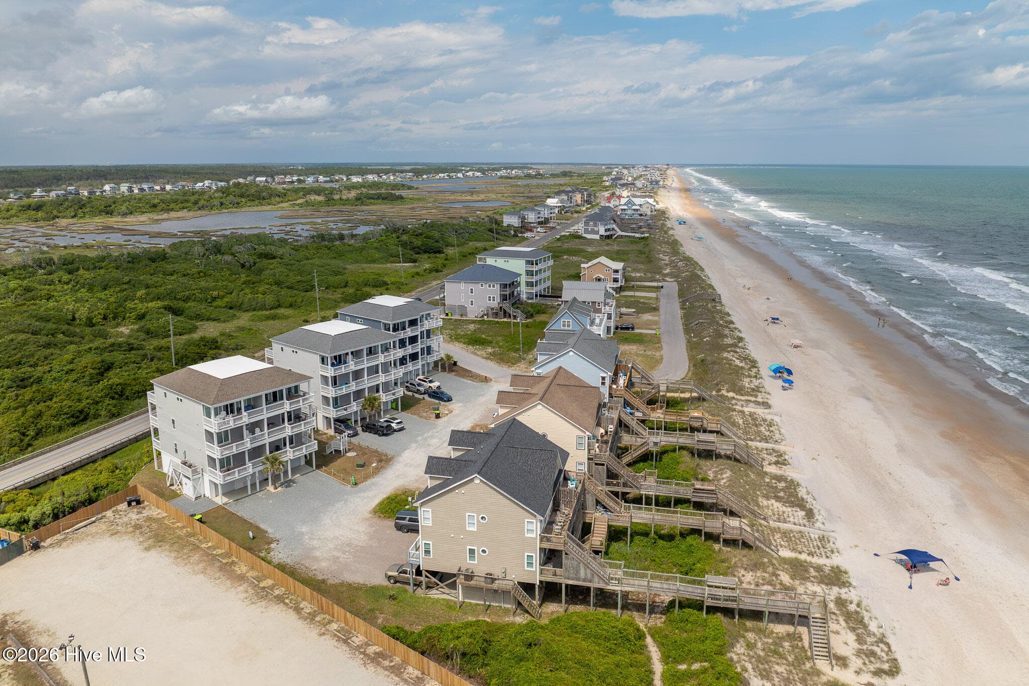 Townhouse at 208 Goldsboro Drive, North Topsail Beach, NC 28460, photo 42 of 74