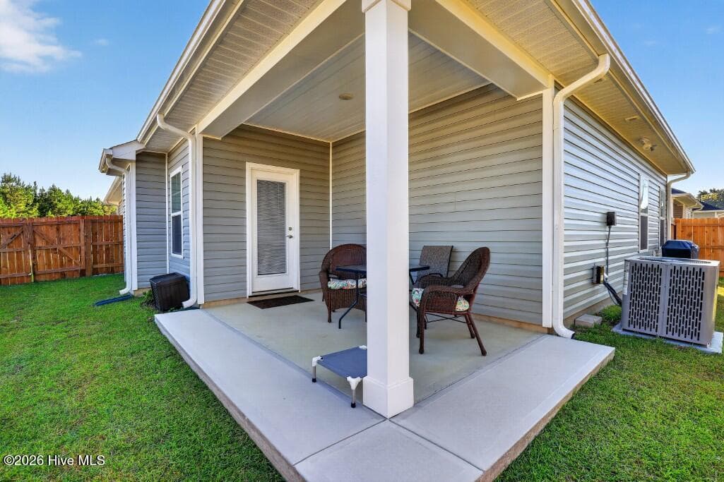 Single Family Residence at 1010 Midnight Bourbon Manor, New Bern, NC 28562, photo 19 of 21