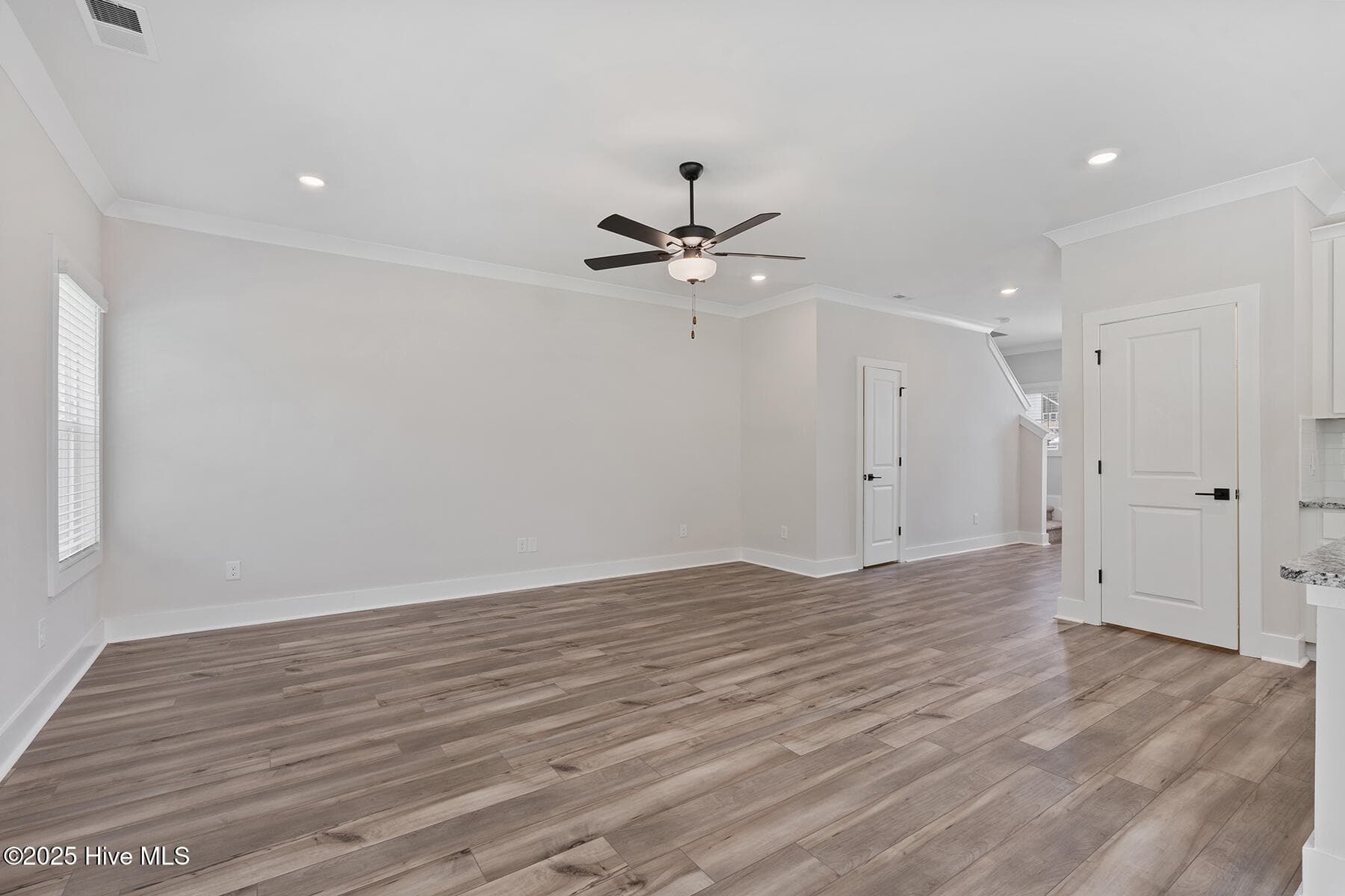 Single Family Residence at 27 S Umbrella Palm Drive, Hampstead, NC 28443, photo 2 of 21