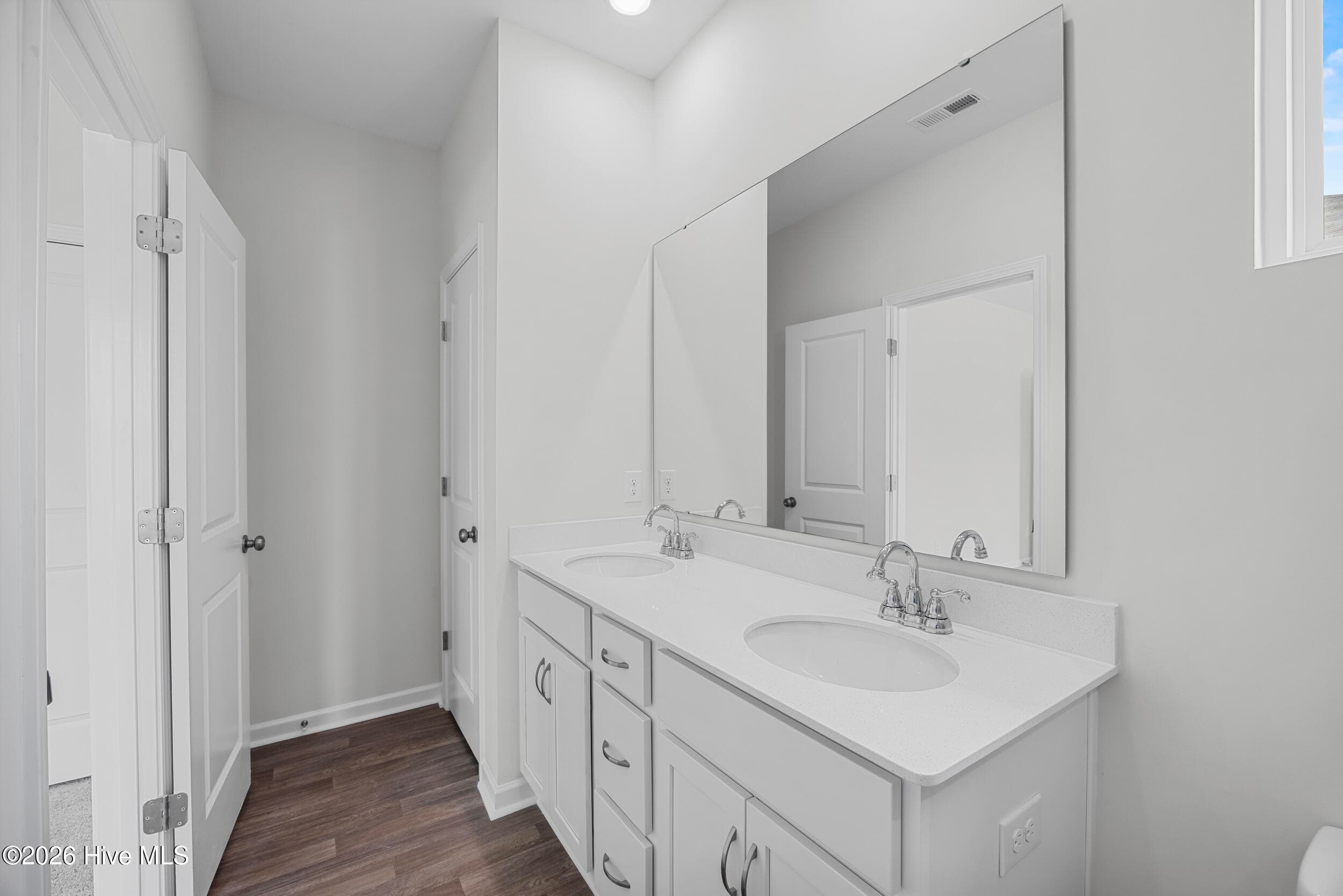 Single Family Residence at 850 Parkway Road 188, Boiling Spring Lakes, NC 28461, photo 14 of 33