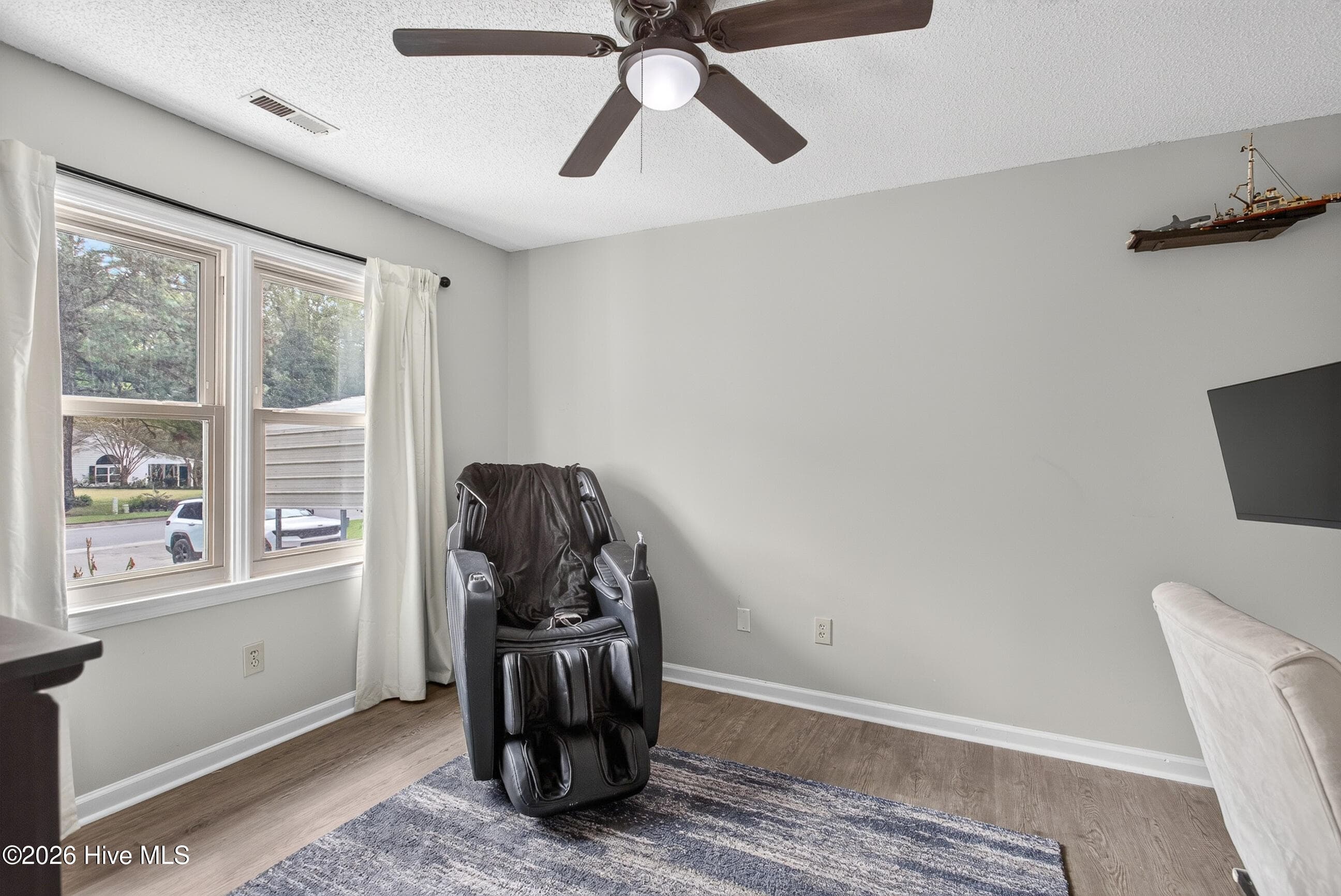 Single Family Residence at 106 Quartz Drive, Jacksonville, NC 28540, photo 29 of 39