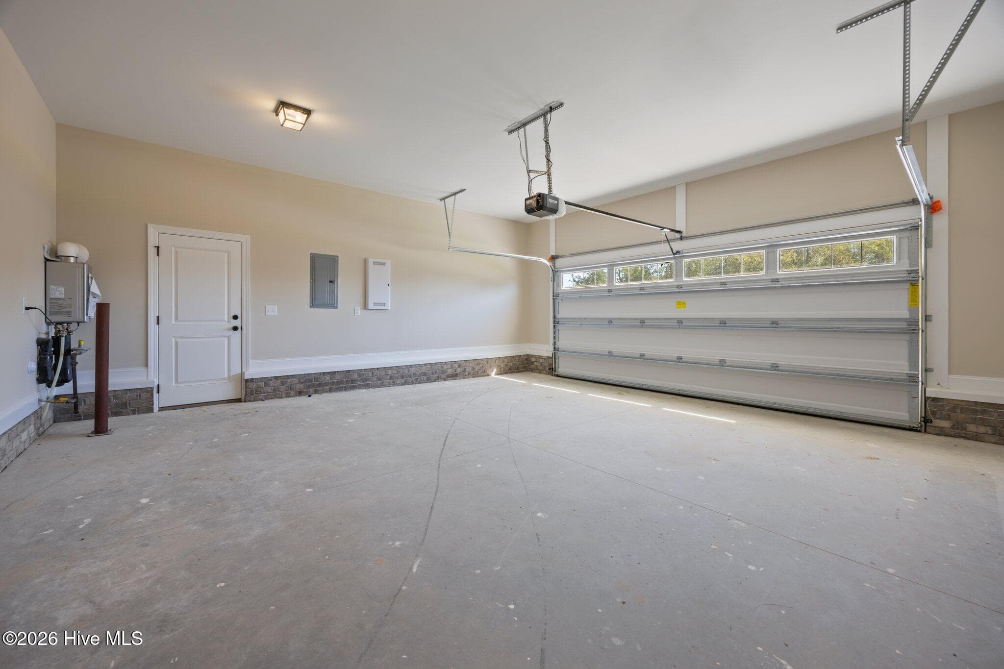 photo of similar home - 819 Lendy Drive, Greenville, NC 27858