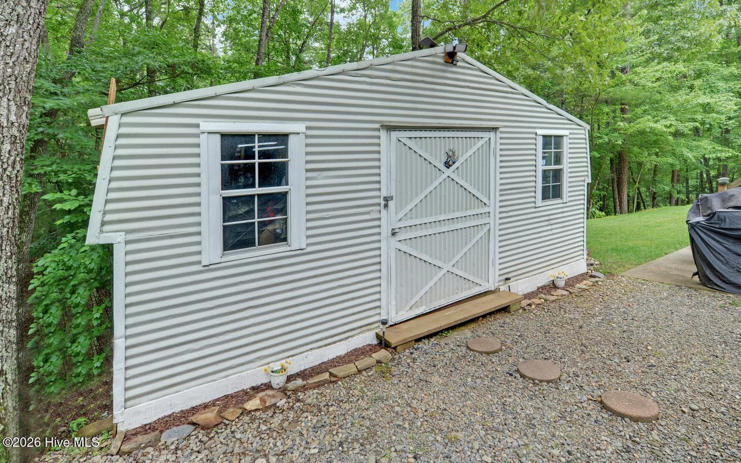 Manufactured Home at 120 Covington Cove, Murphy, NC 28906, photo 2 of 2