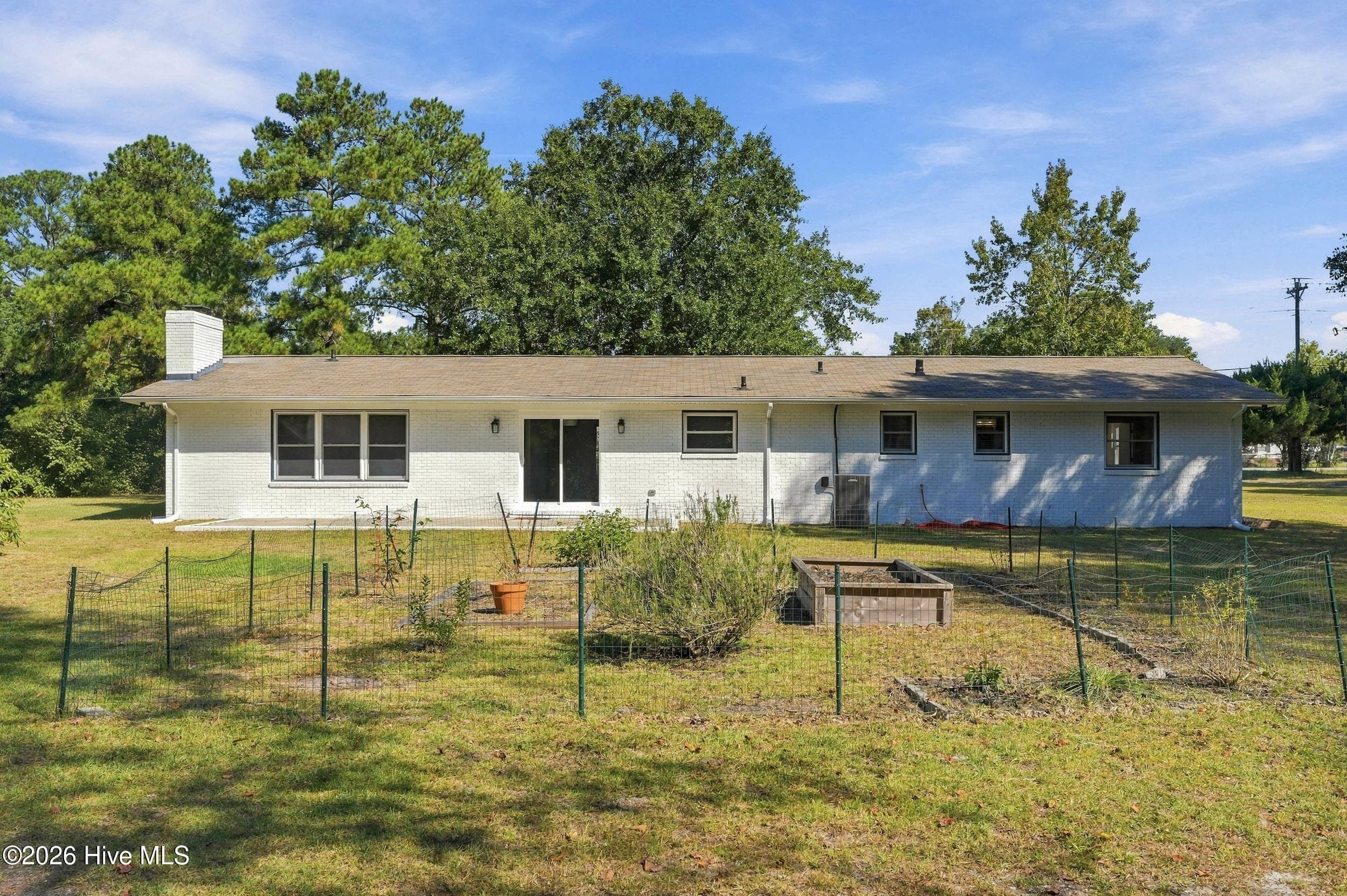 Single Family Residence at 564 Old Folkstone Road, Holly Ridge, NC 28445, photo 33 of 43
