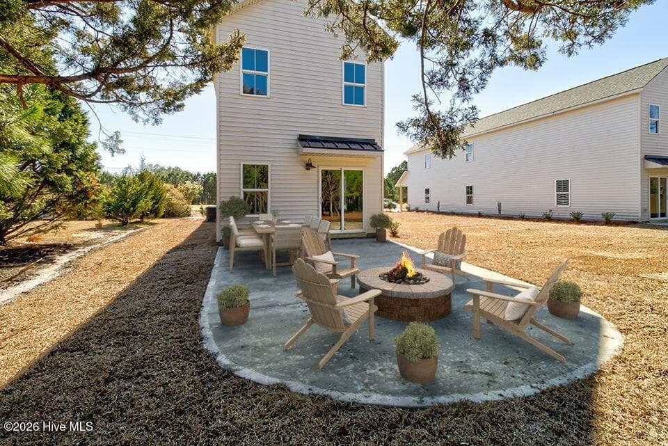 Single Family Residence at 439 Factory Road, Hampstead, NC 28443, photo 6 of 30