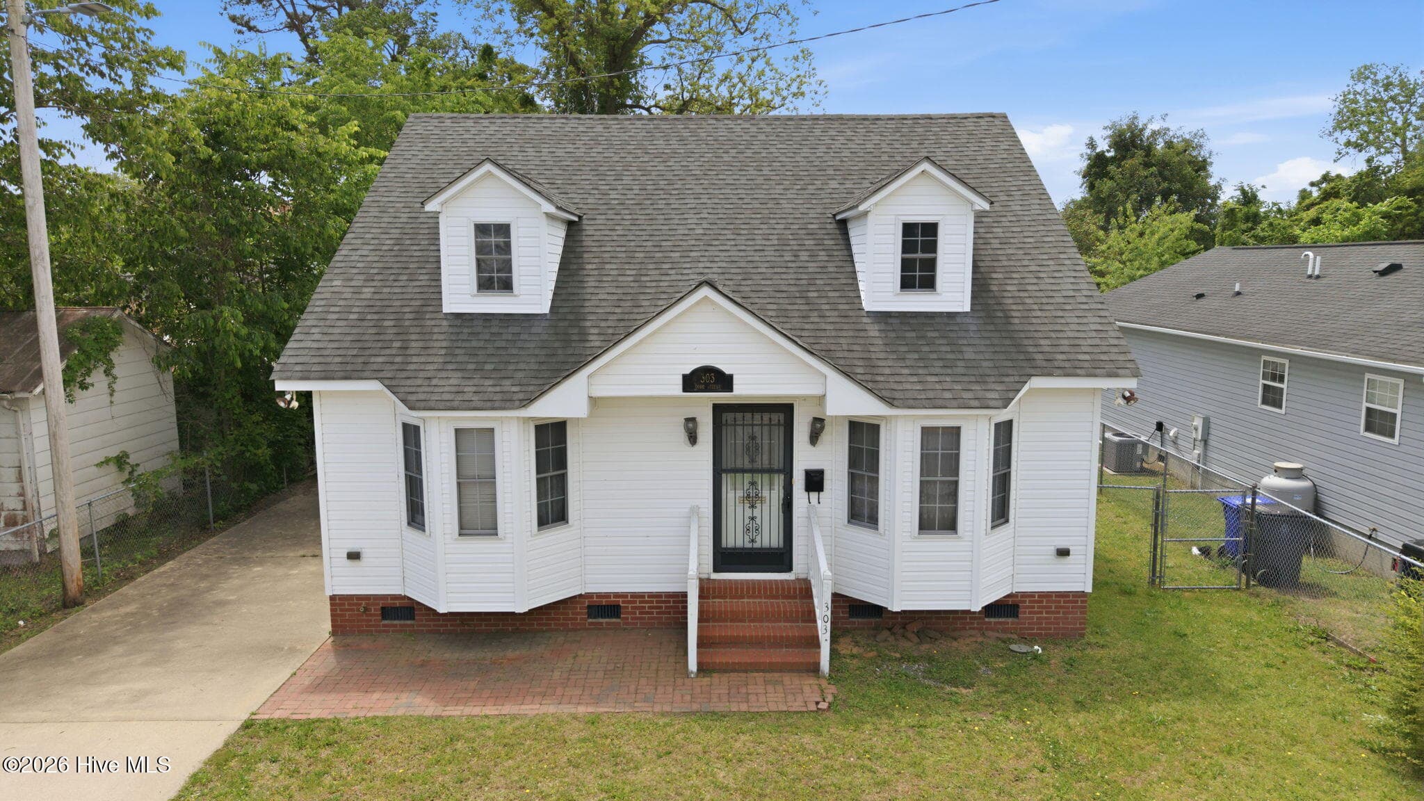 Single Family Residence at 303 Dobbs Street, Hertford, NC 27944, photo 28 of 41