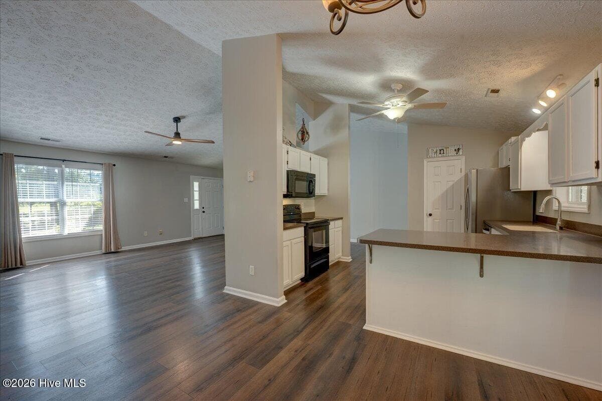 Single Family Residence at 105 Cherry Branch Drive, Havelock, NC 28532, photo 12 of 44