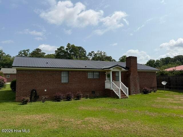 Single Family Residence at 287 S Whitehead Street, Warrenton, GA 30828, photo 6 of 32