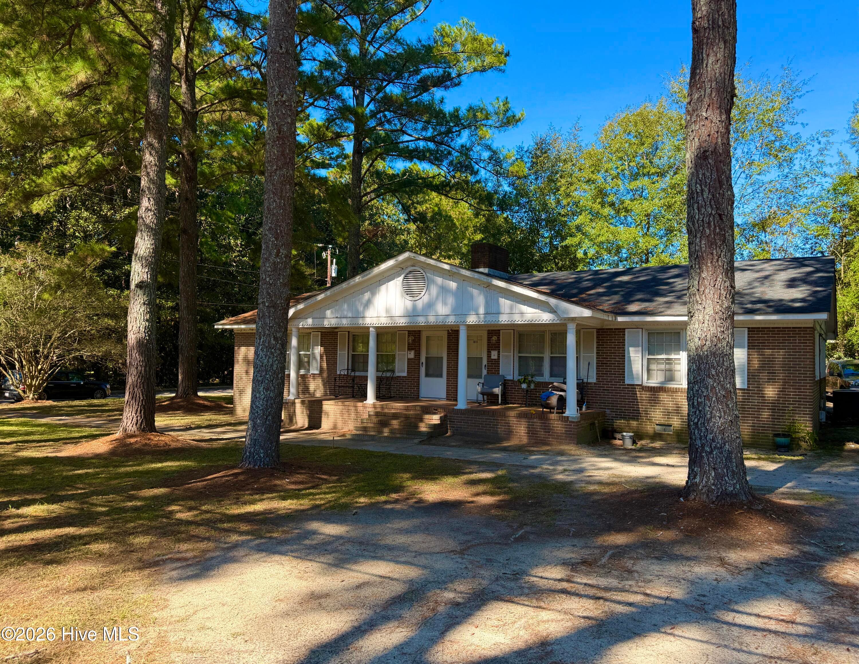 Duplex at 1014 W Main Street, Williamston, NC 27892, photo 17 of 24