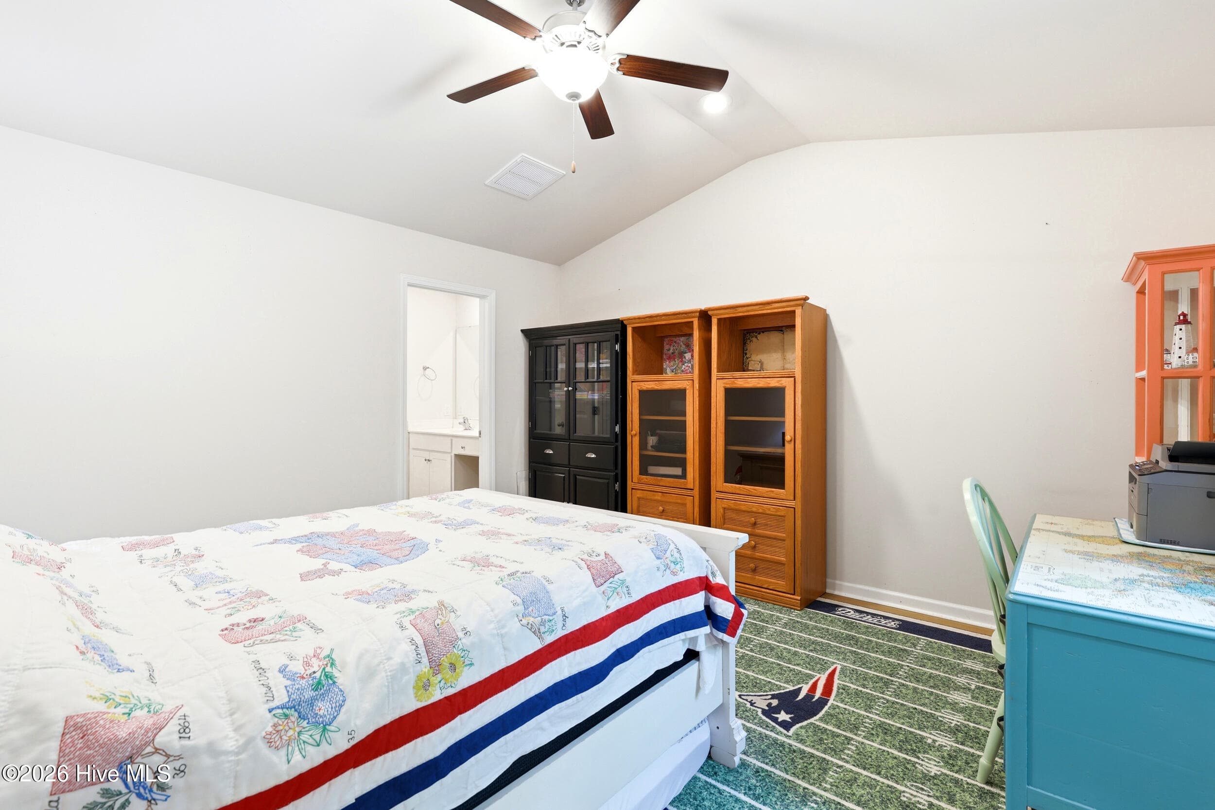 Single Family Residence at 530 Poppleton Drive, Hampstead, NC 28443, photo 17 of 61