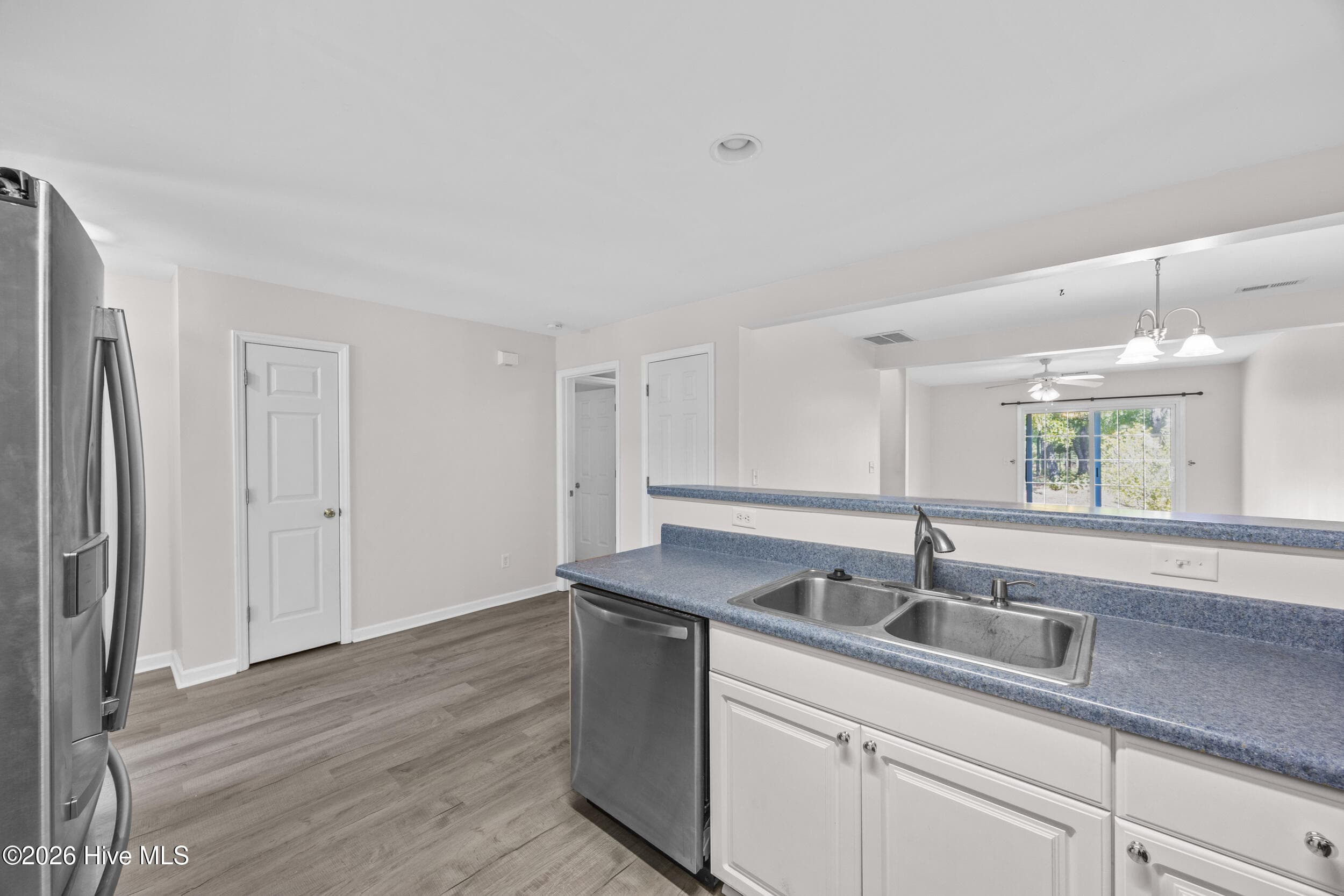 Townhouse at 3967 Winds Ridge Drive, Wilmington, NC 28409, photo 9 of 54