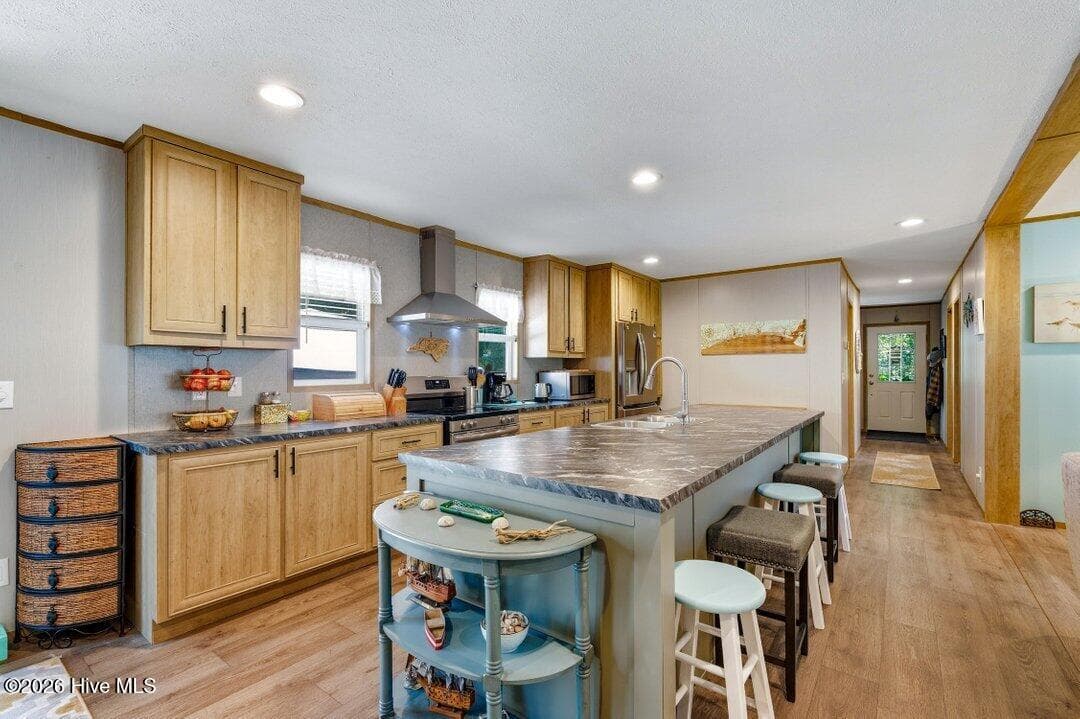 Manufactured Home at 3459 Lakeview Drive SW, Supply, NC 28462, photo 19 of 70