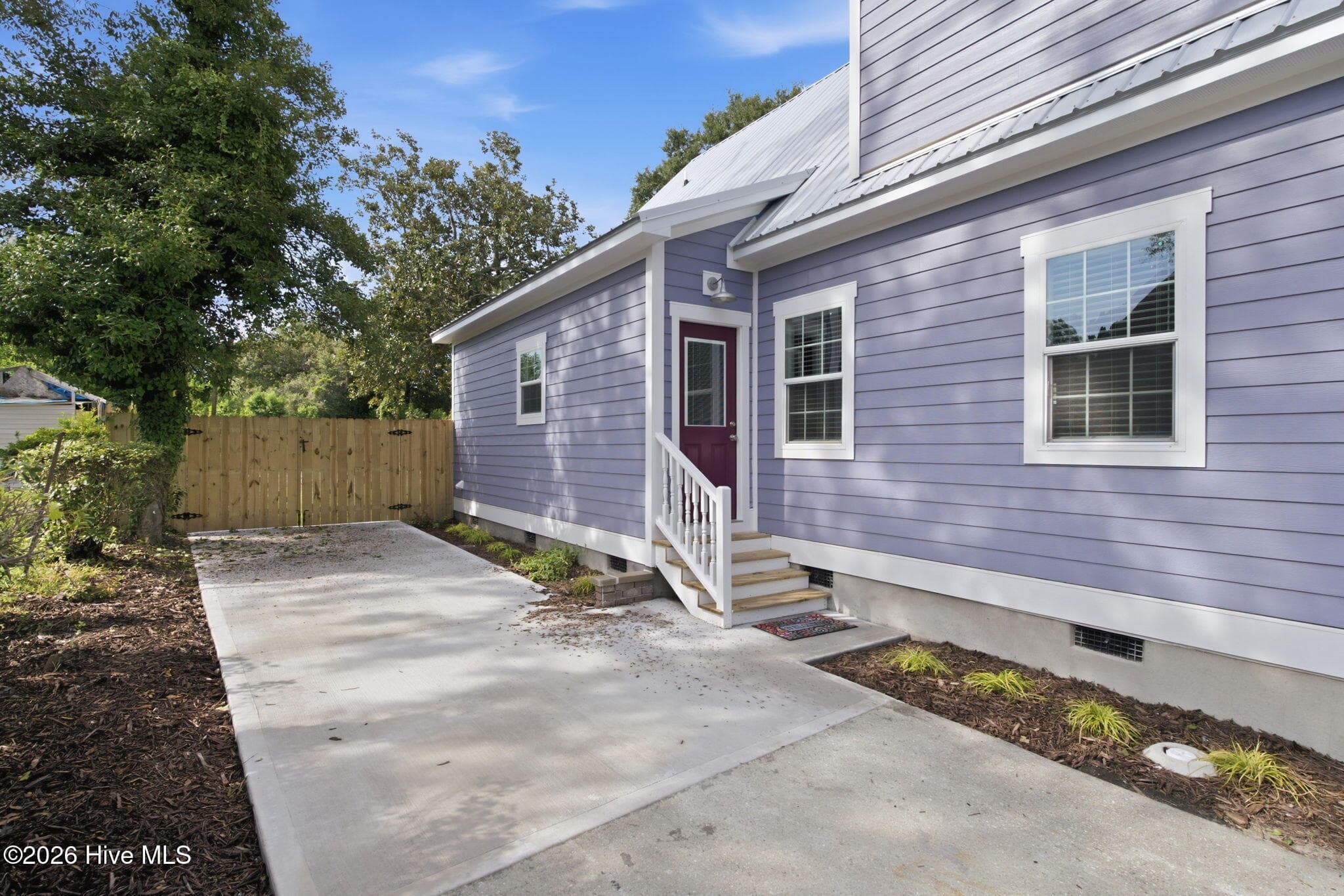 Single Family Residence at 512 Queen Street, Wilmington, NC 28401, photo 83 of 95