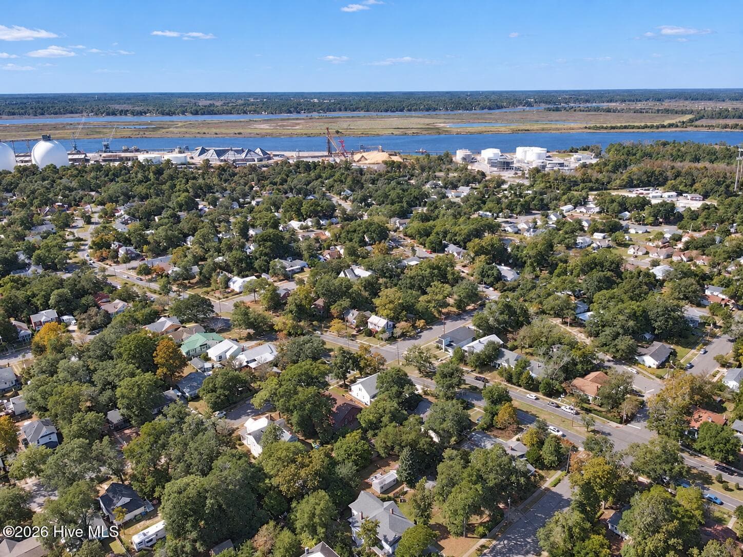 Single Family Residence at 320 Northern Boulevard, Wilmington, NC 28401, photo 72 of 159