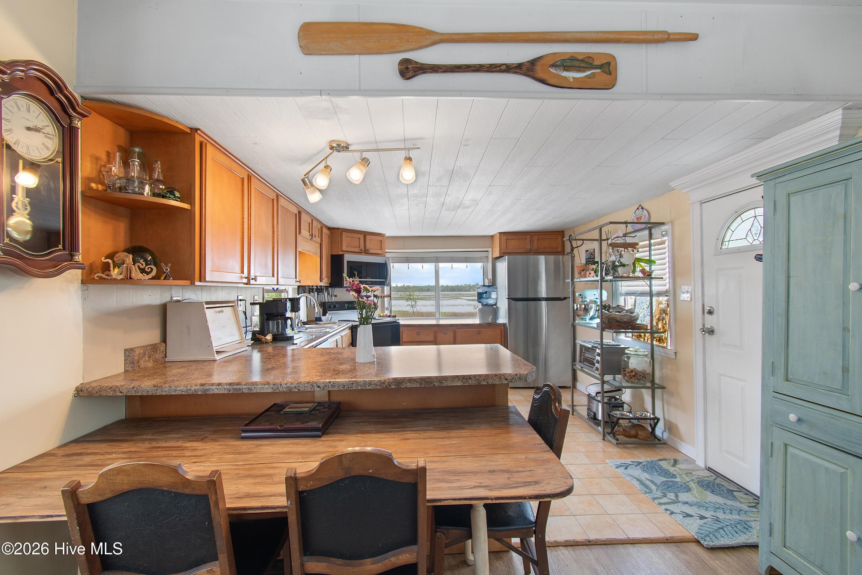 Manufactured Home at 7701 E Yacht Drive, Oak Island, NC 28465, photo 10 of 69