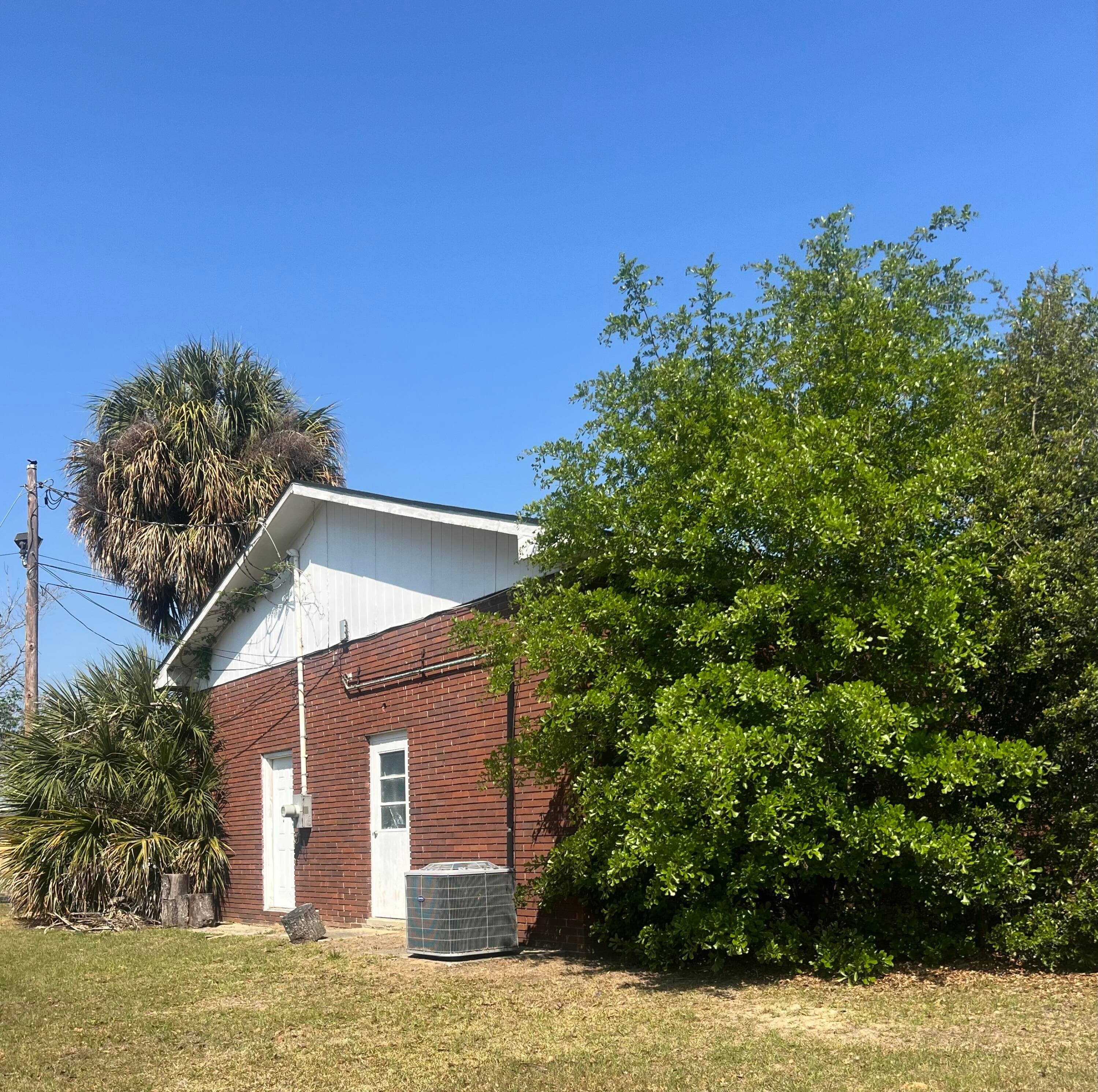 Office at 1178 E Winthrope Avenue, Millen, GA 30442, photo 3 of 3
