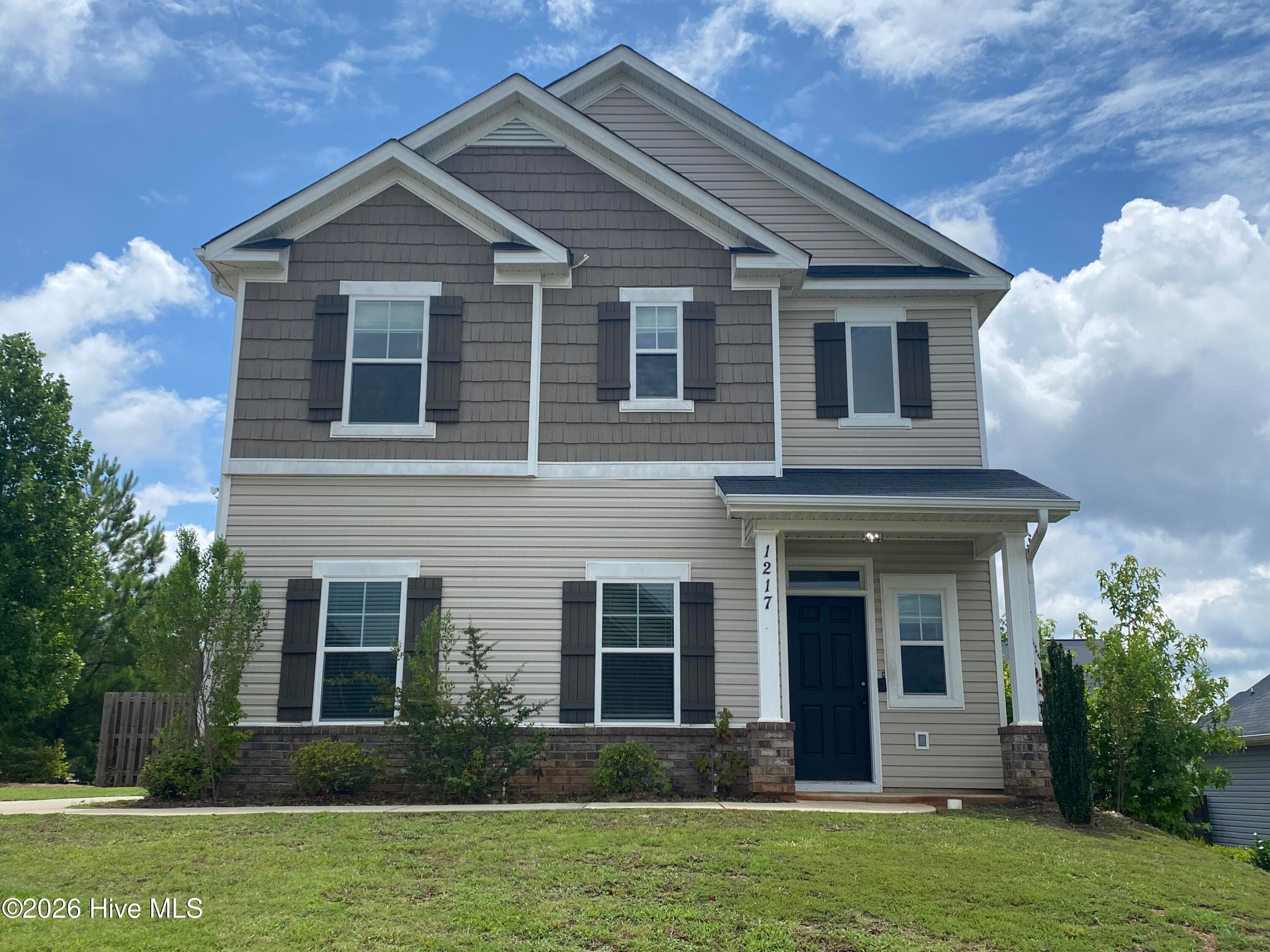 Single Family Residence at 1217 Cobblefield Drive, Grovetown, GA 30813, photo 3 of 37