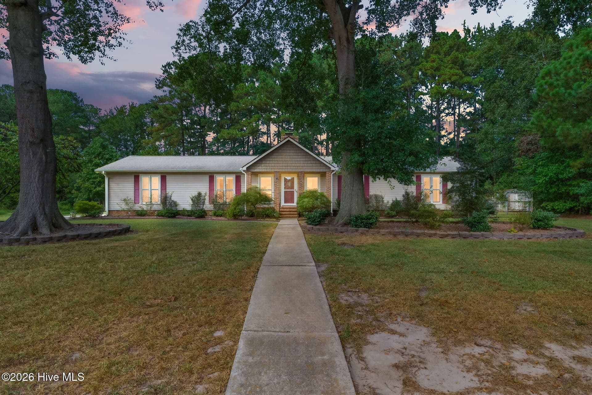 Single Family Residence at 607 Shelley Drive, Goldsboro, NC 27534, photo 2 of 49