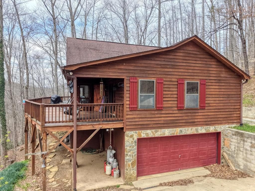 Residential at 575 Carolina Springs Lane, Franklin, NC 28734, photo 42 of 68