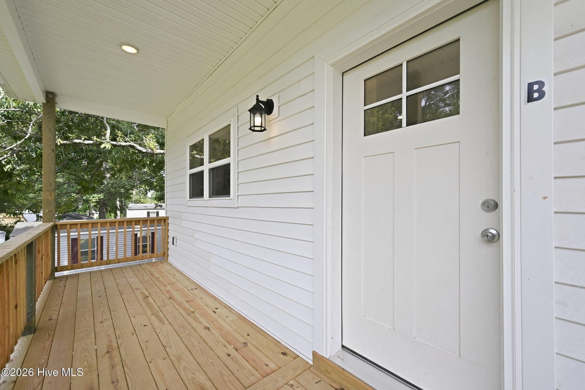 Single Family Residence at 751 Driftwood Drive, Hampstead, NC 28443, photo 12 of 52