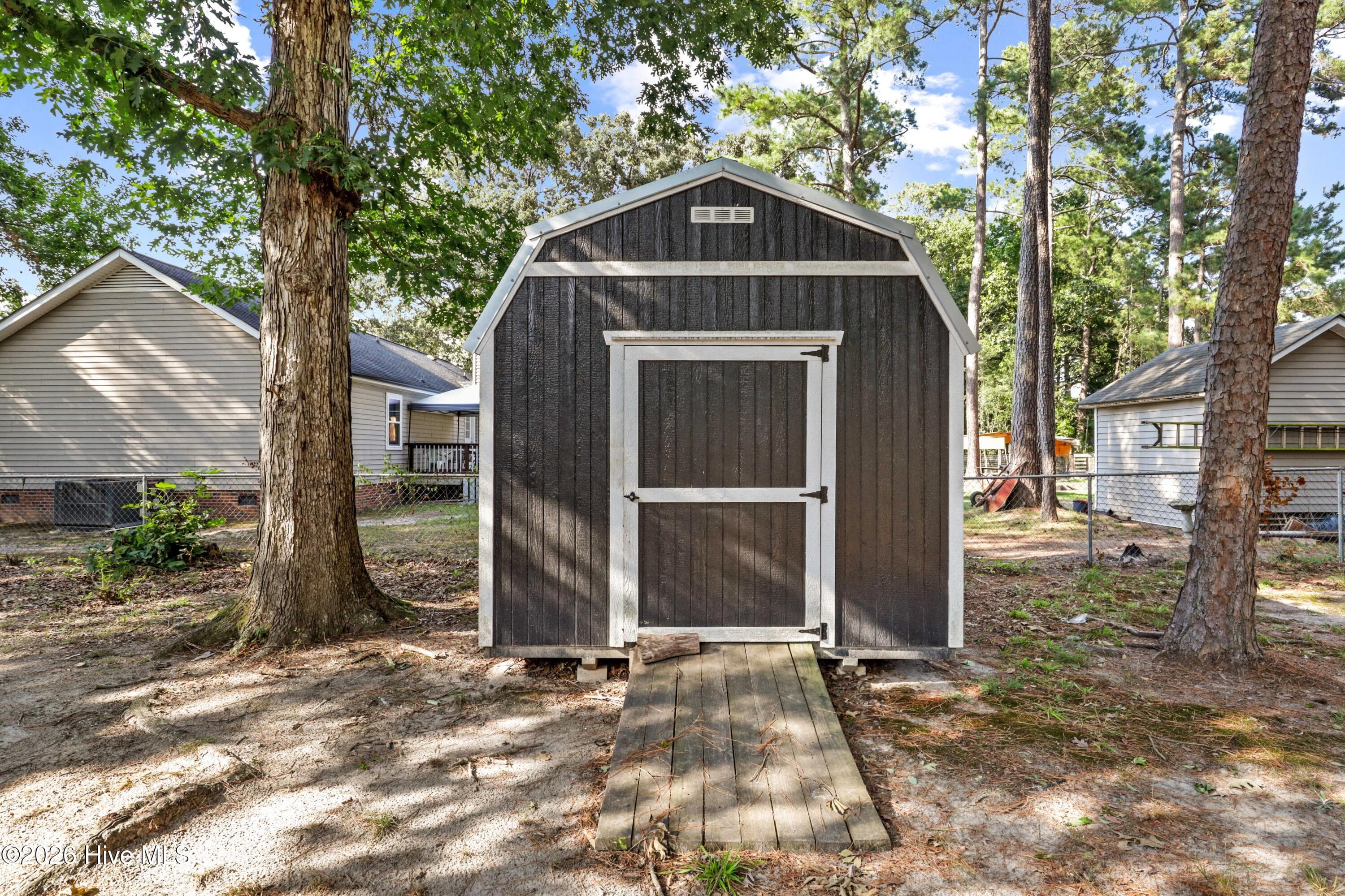 Single Family Residence at 202 N Pointe Drive, Goldsboro, NC 27530, photo 40 of 44