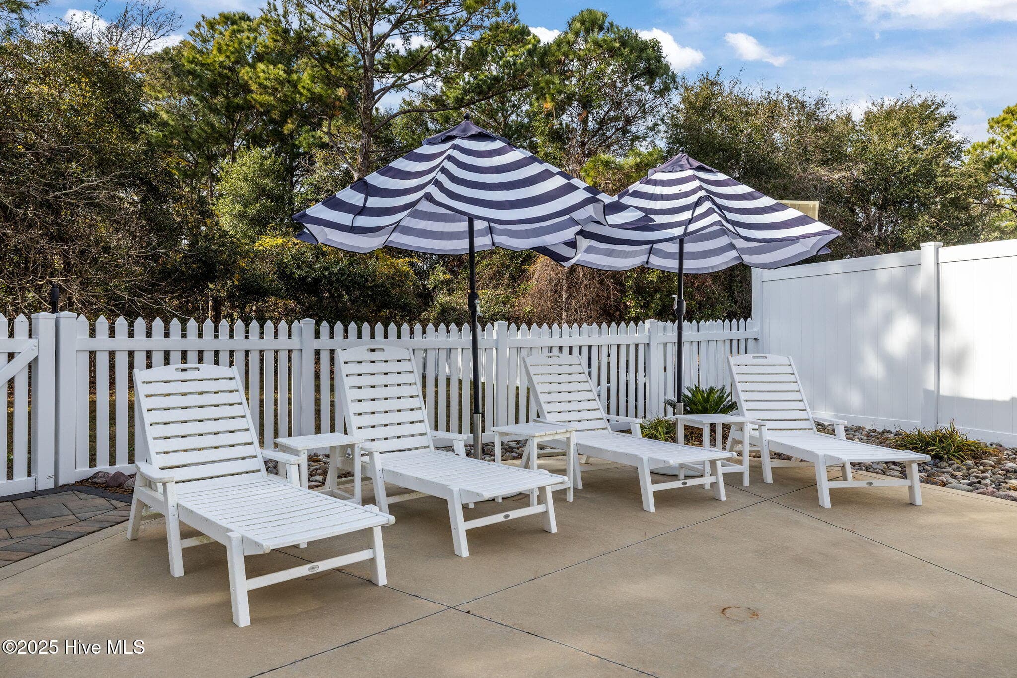 Single Family Residence at 320 Governor Safford Lane, Emerald Isle, NC 28594, photo 62 of 90