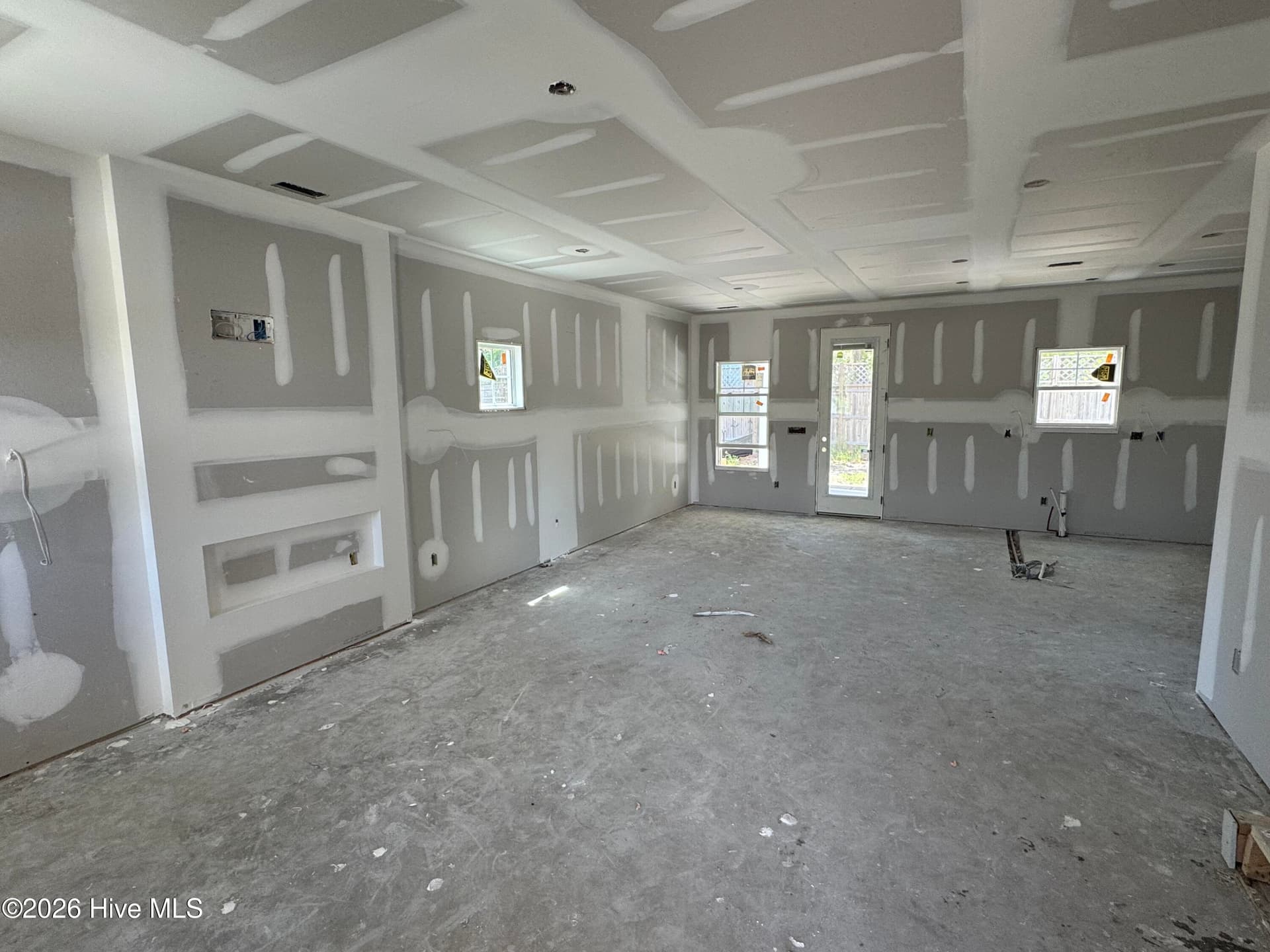 Single Family Residence at 2027 Greenside Manor Drive SW, Ocean Isle Beach, NC 28469, photo 8 of 81