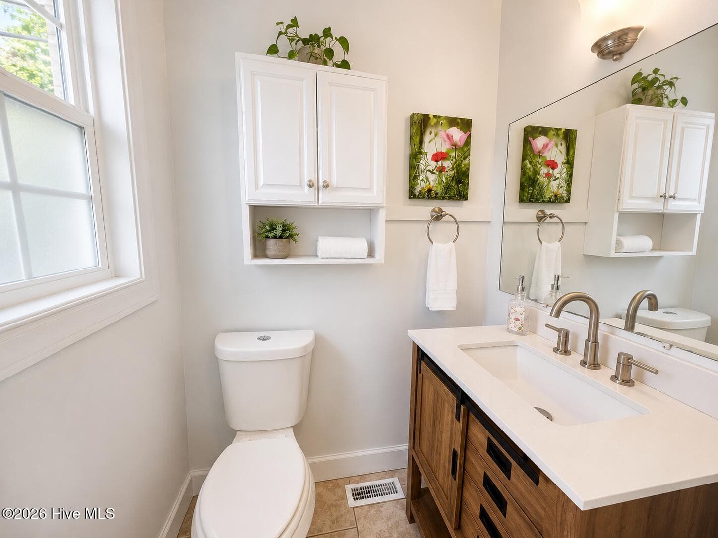 Single Family Residence at 1341 Forest Lake Drive, Southport, NC 28461, photo 7 of 31