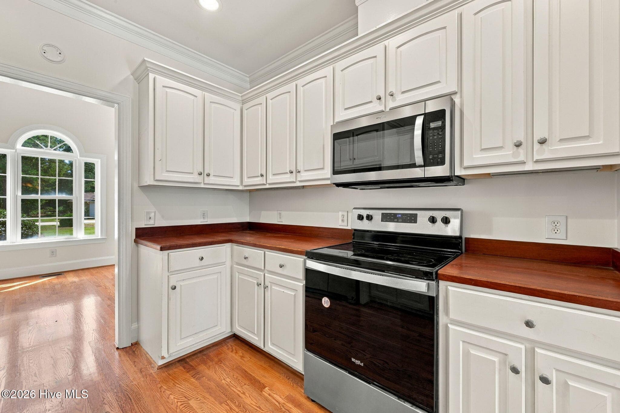 Single Family Residence at 1503 Caracara Drive, New Bern, NC 28560, photo 14 of 53