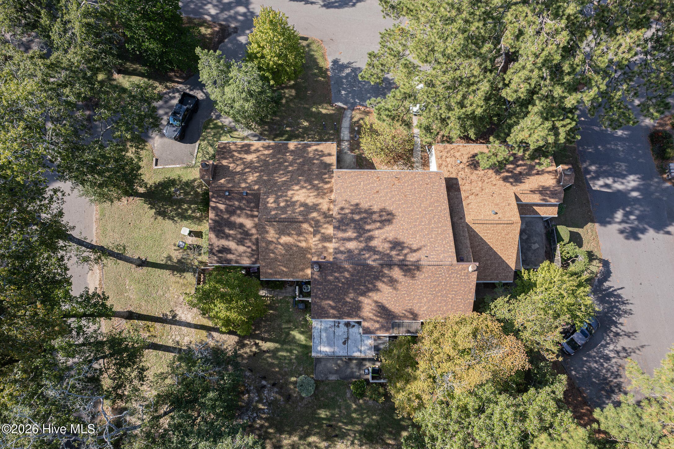 Townhouse at 97 Quarterdeck, New Bern, NC 28562, photo 5 of 71