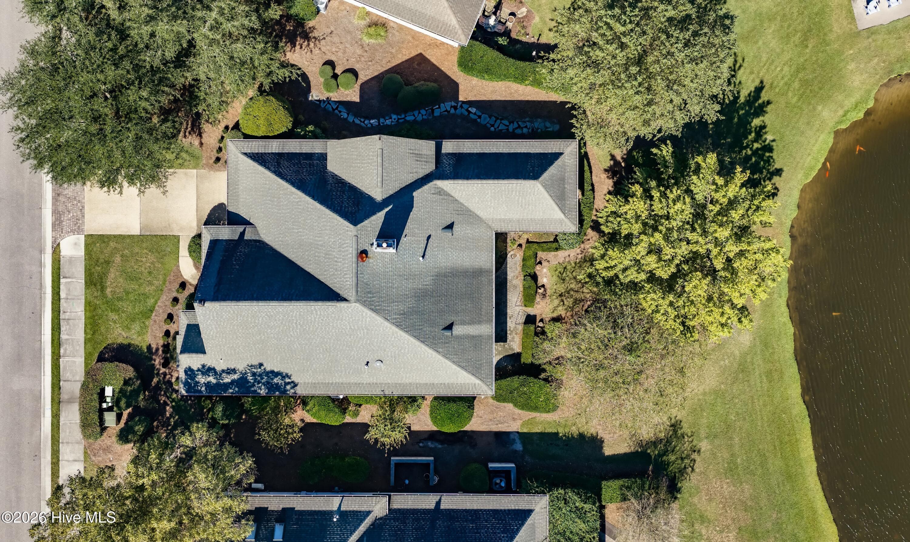 Single Family Residence at 405 Moss Tree Drive, Wilmington, NC 28405, photo 34 of 49